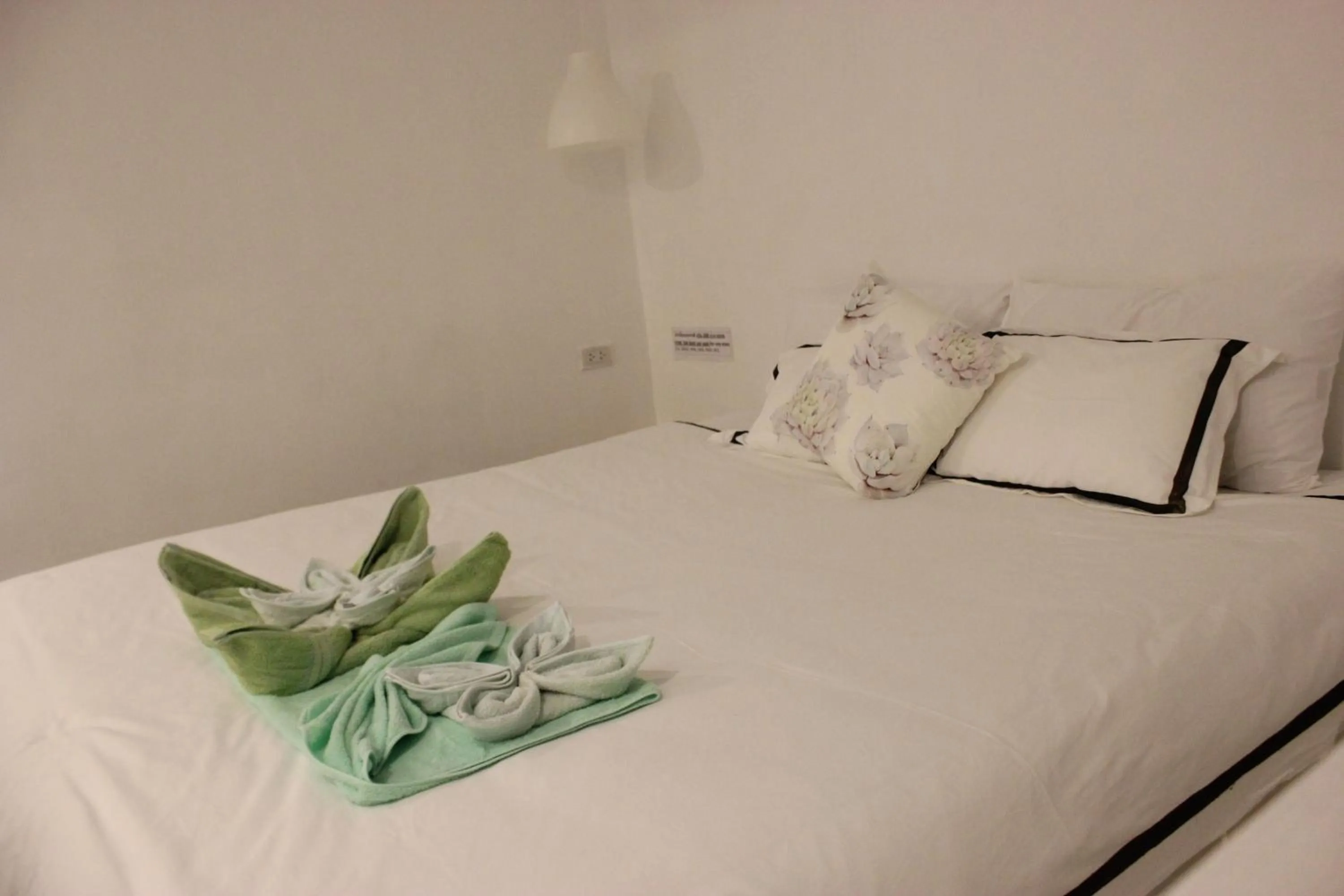 Triple Room in 1715 House & Caff Resort, Phuket