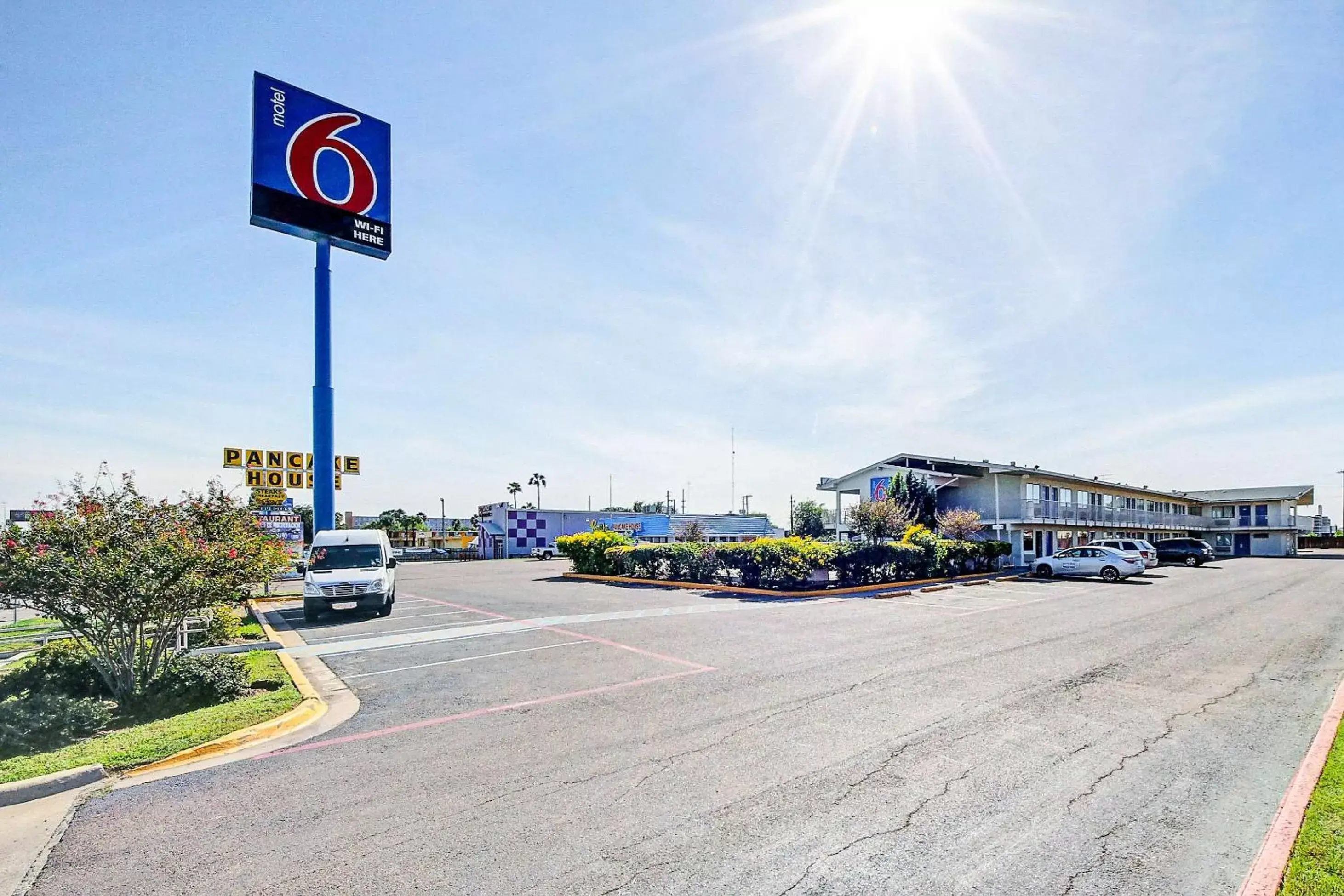 Motel 6-Laredo, TX - South Motel 6-Laredo, TX - South