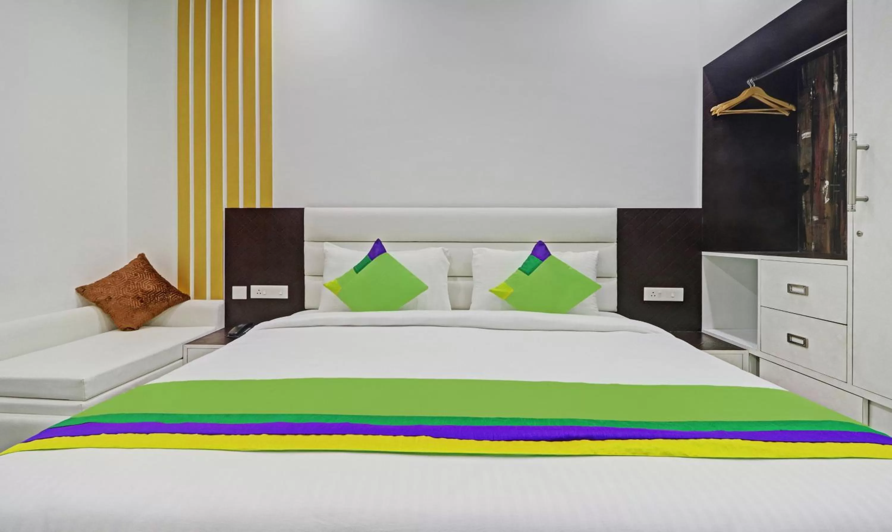 Standard Double Room in Treebo Kanopy Greens