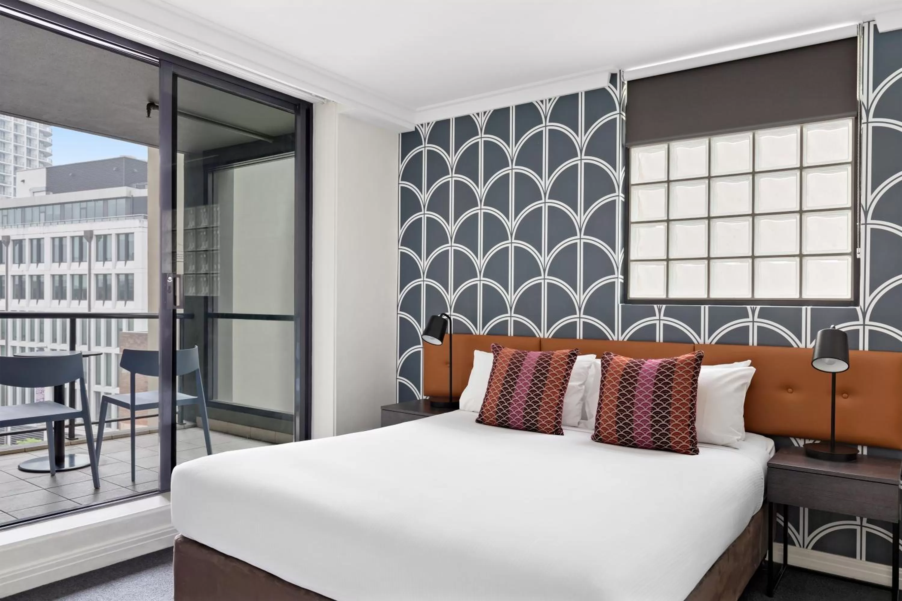 One-Bedroom Suite in Mantra Sydney Central