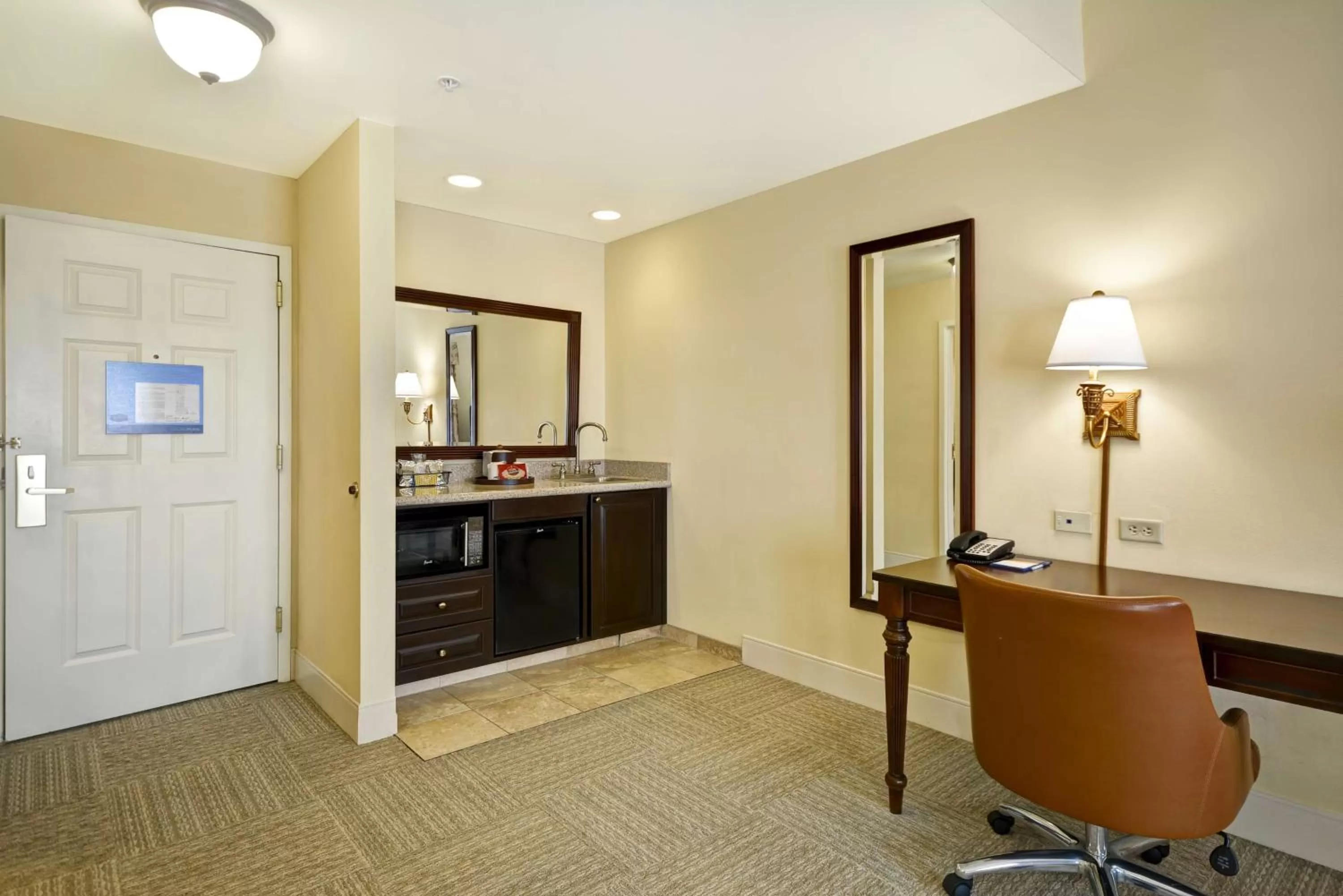 King Studio Suite - Mobility Access/Non-Smoking in Hampton Inn & Suites Savannah Historic District