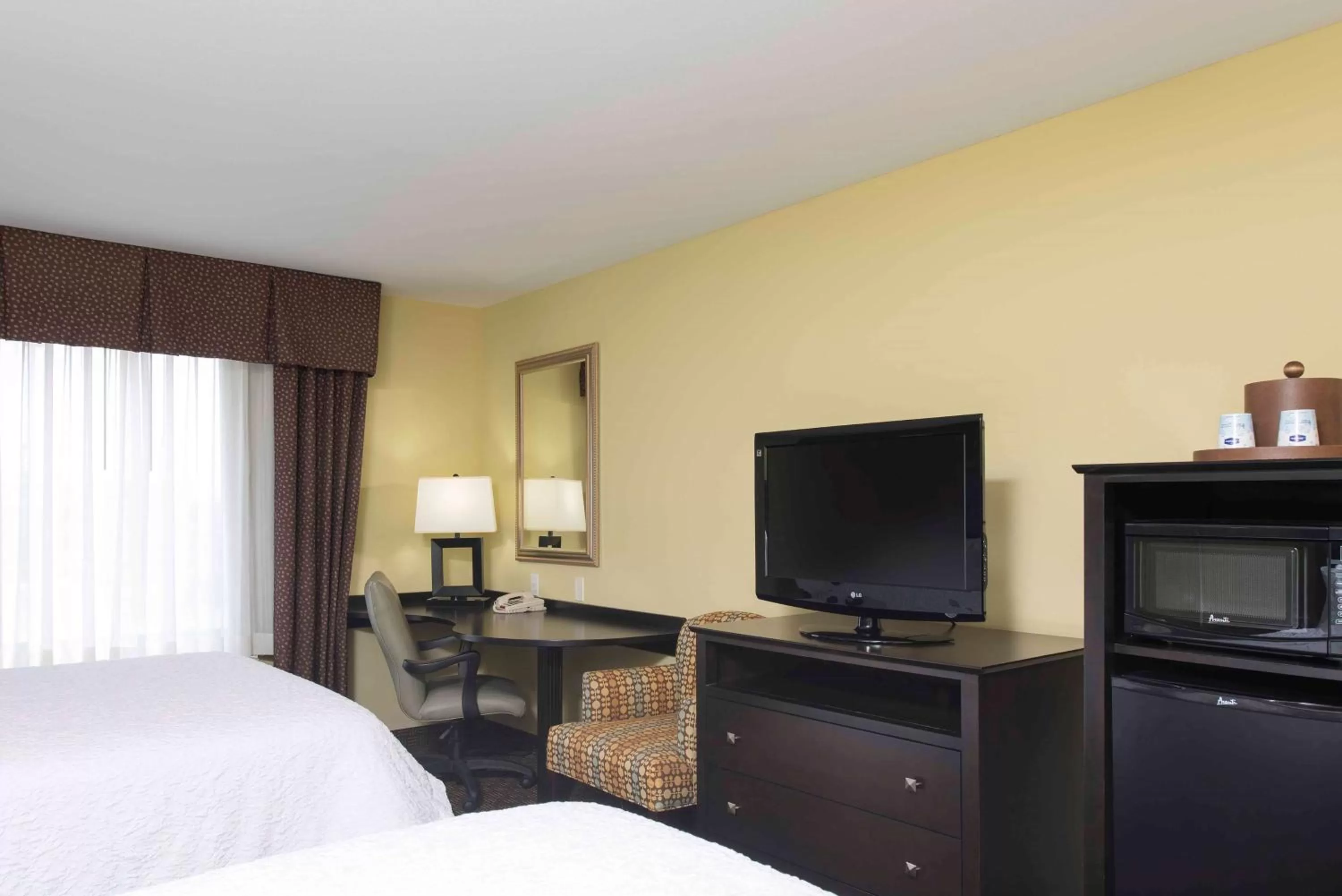 Queen Room with Two Queen Beds - Mobility Access/Non-Smoking in Hampton Inn & Suites Danville