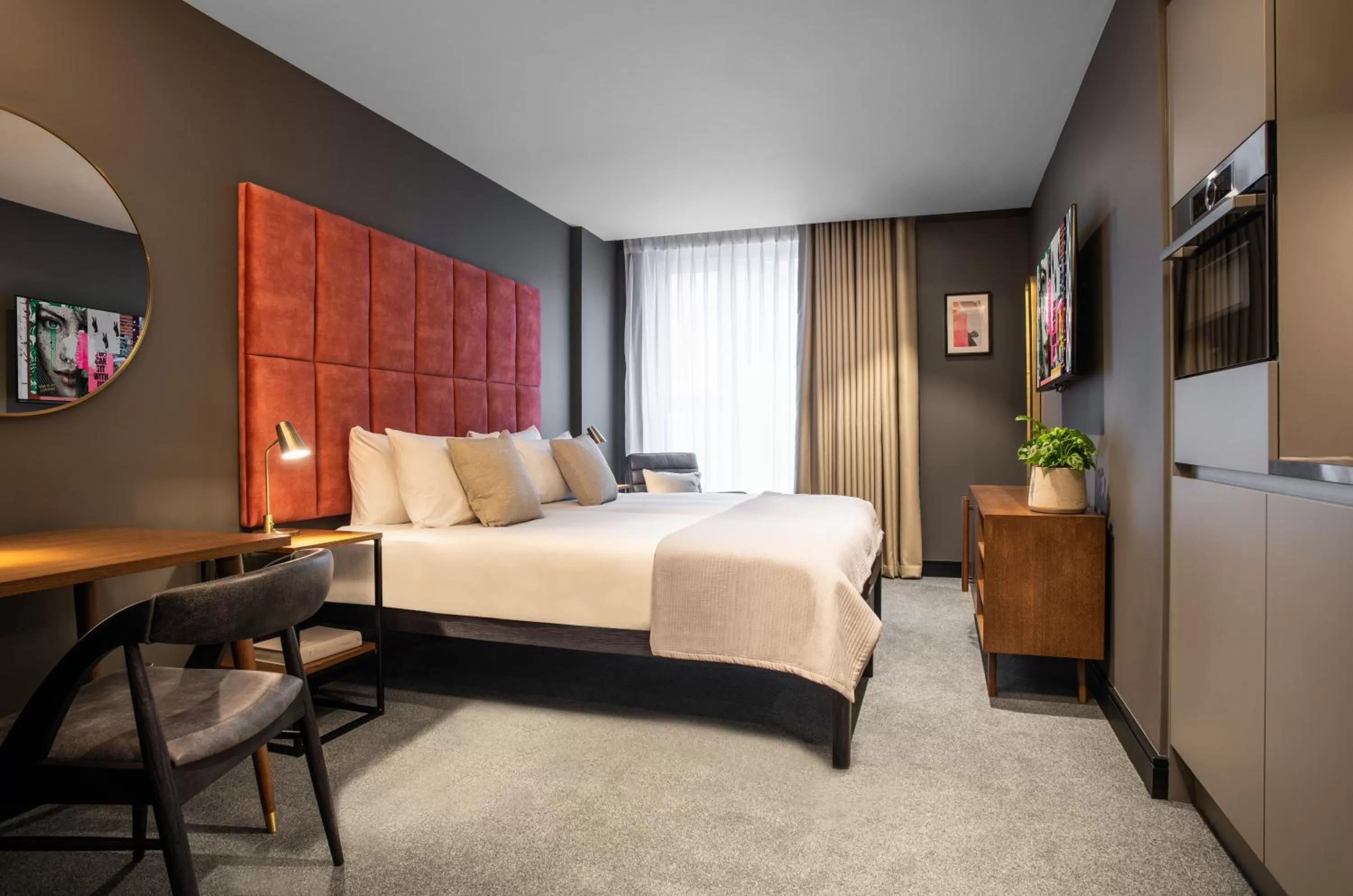 Standard Twin Room in The Gate London City