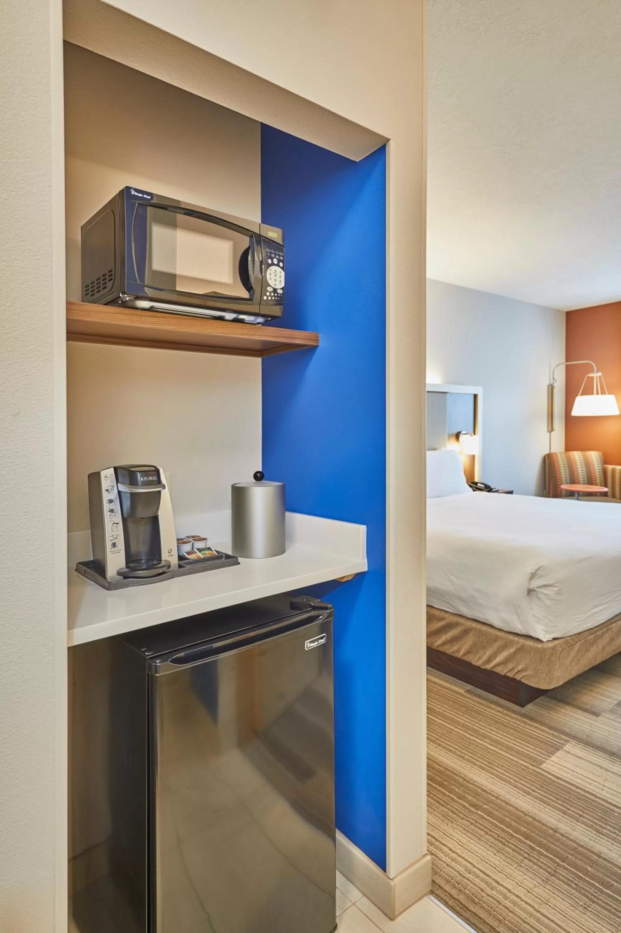 Standard Room in Holiday Inn Express Hotel & Suites Medford-Central Point by IHG