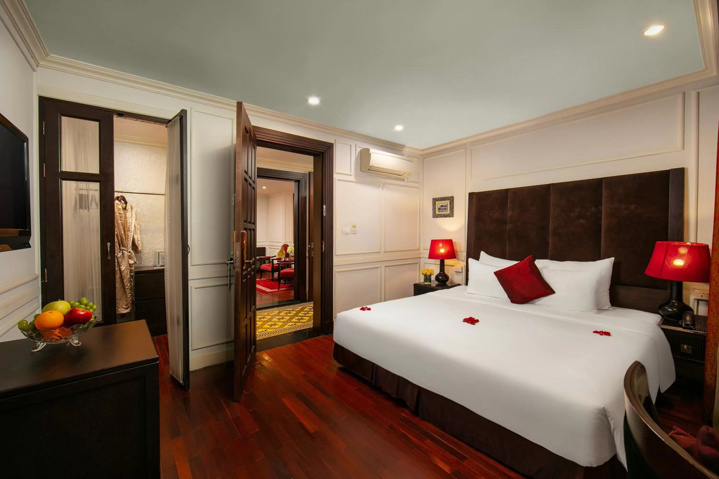 Connecting Room with City View in Hanoi Boutique Hotel & Spa