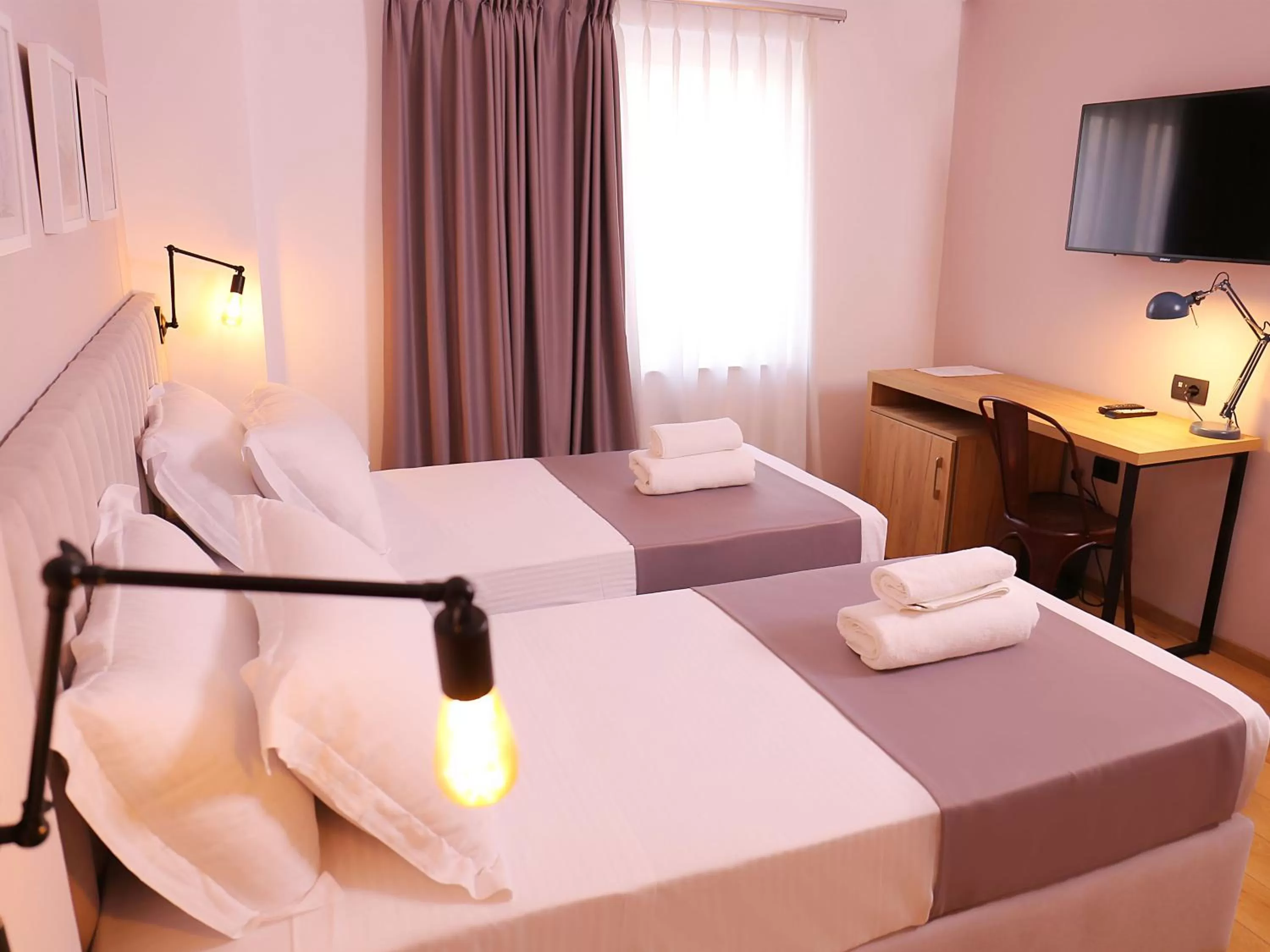 Superior Double or Twin Room with City View in Oda Hotel Tirana