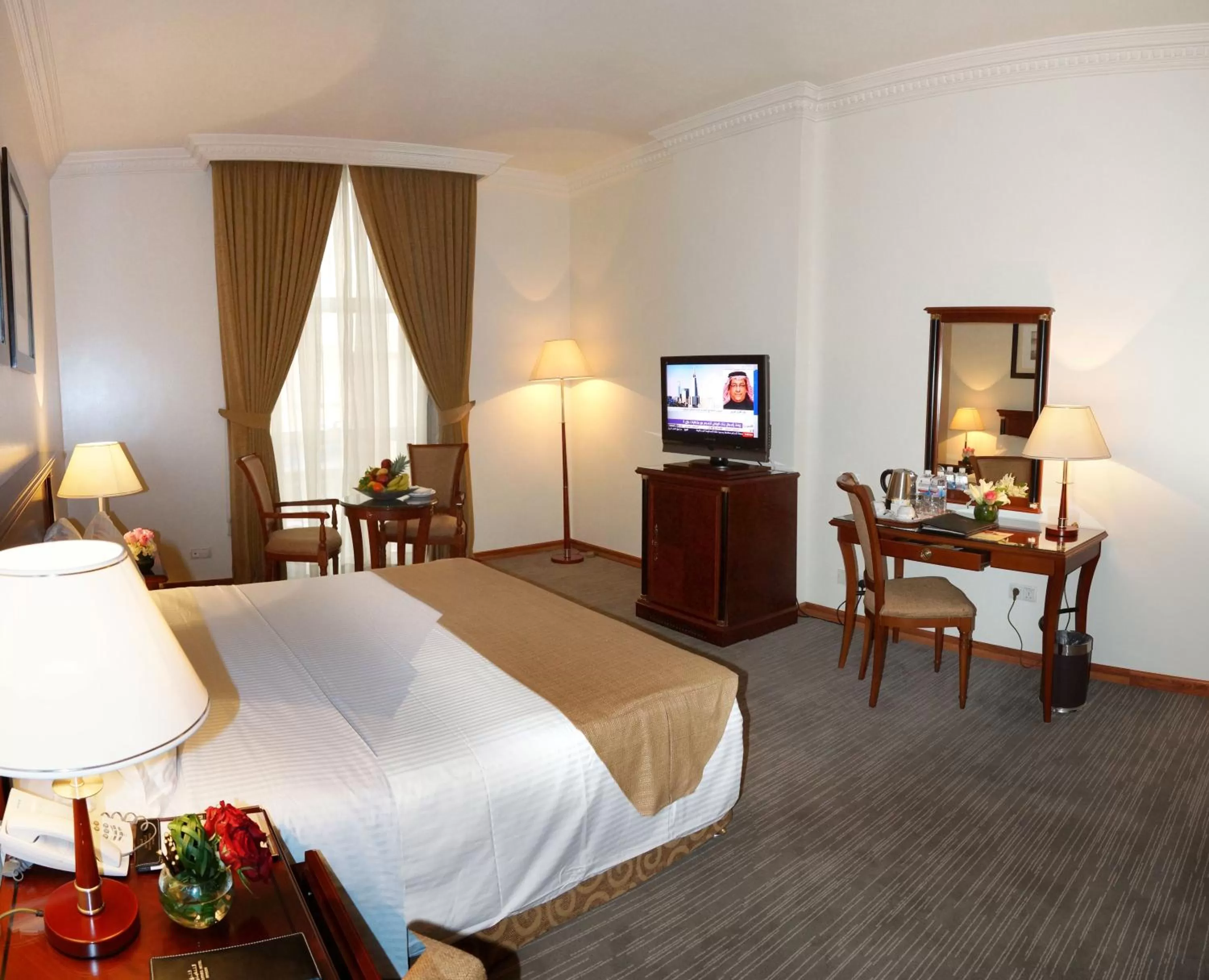 Standard King Room - single occupancy in Executives Hotel - Olaya