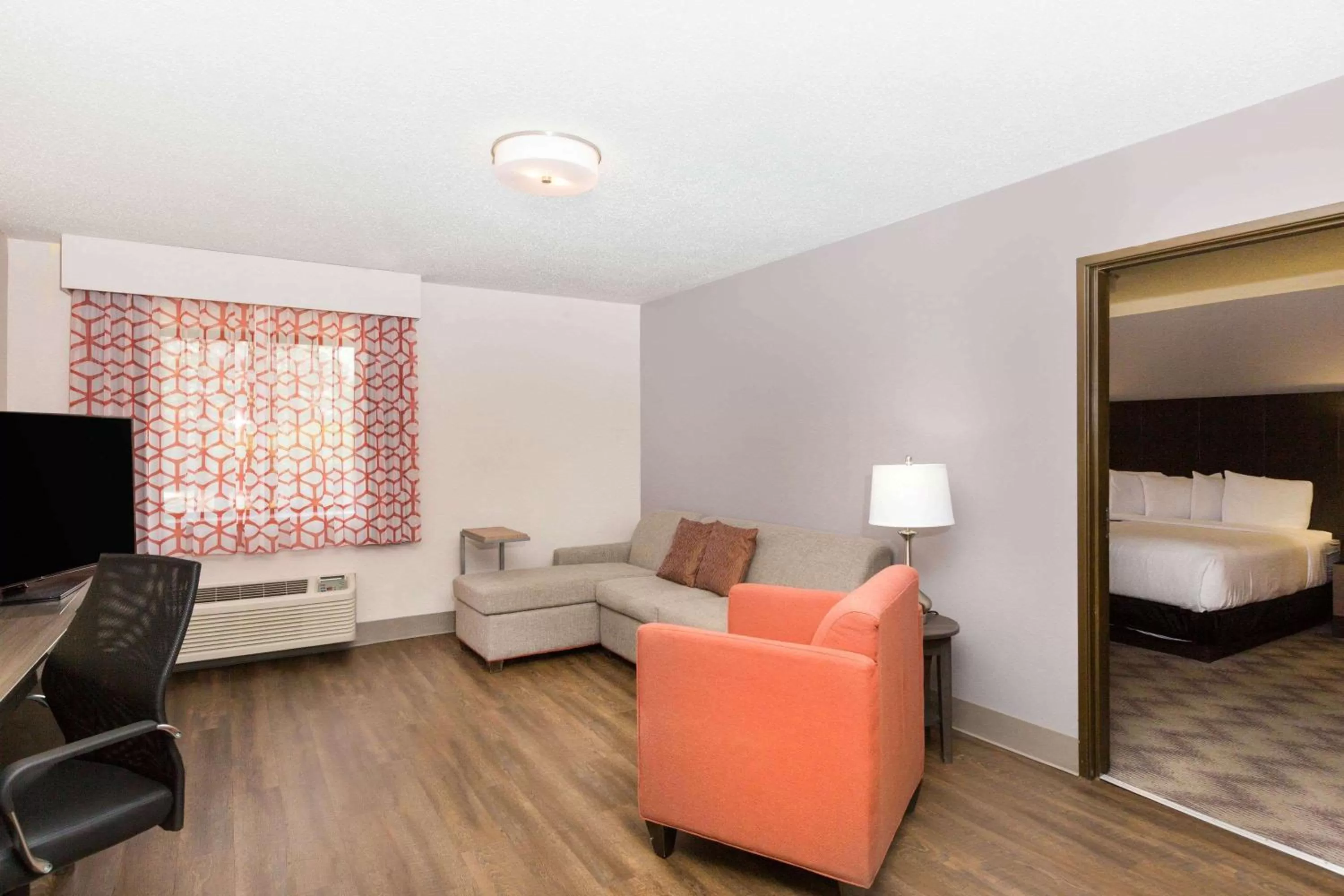 King Studio Suite - Mobility Access/Non-Smoking in La Quinta by Wyndham Goodlettsville - Nashville