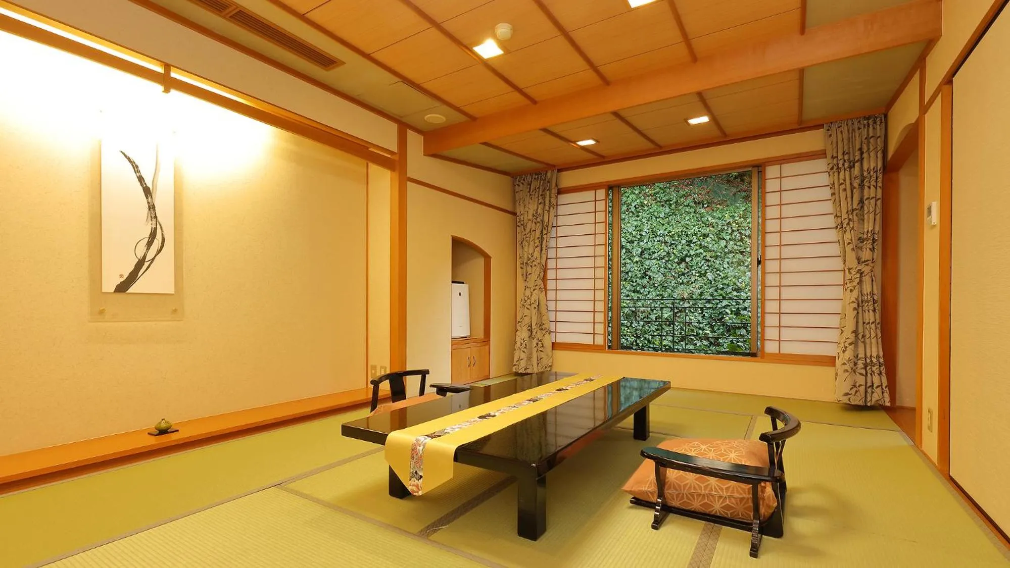 Superior Japanese-Style Room with Mountain View  - Non-Smoking in Arima Onsen Taketoritei Maruyama