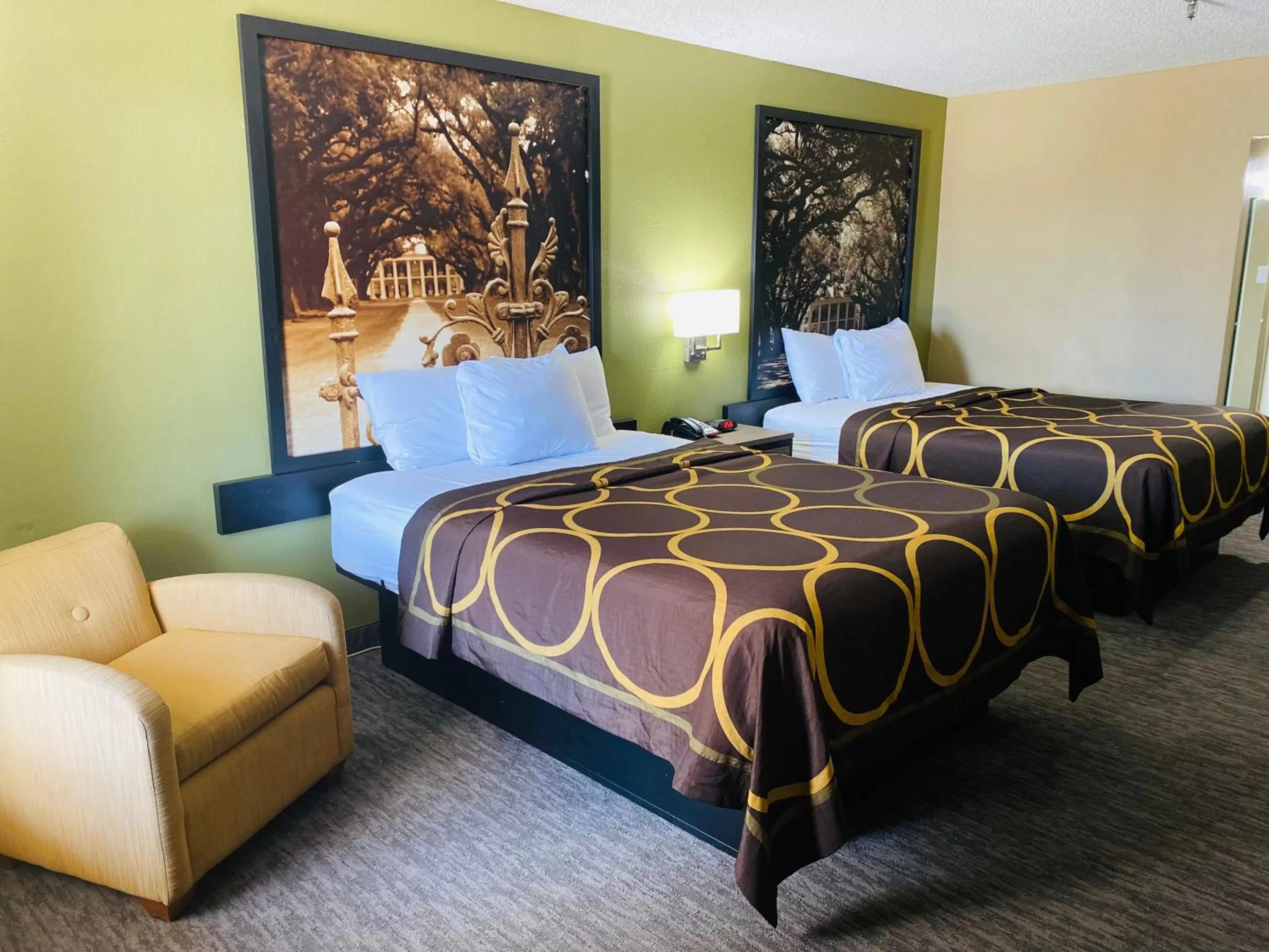 Deluxe Queen Room with Two Queen Beds - Non-Smoking in Super 8 by Wyndham New Iberia