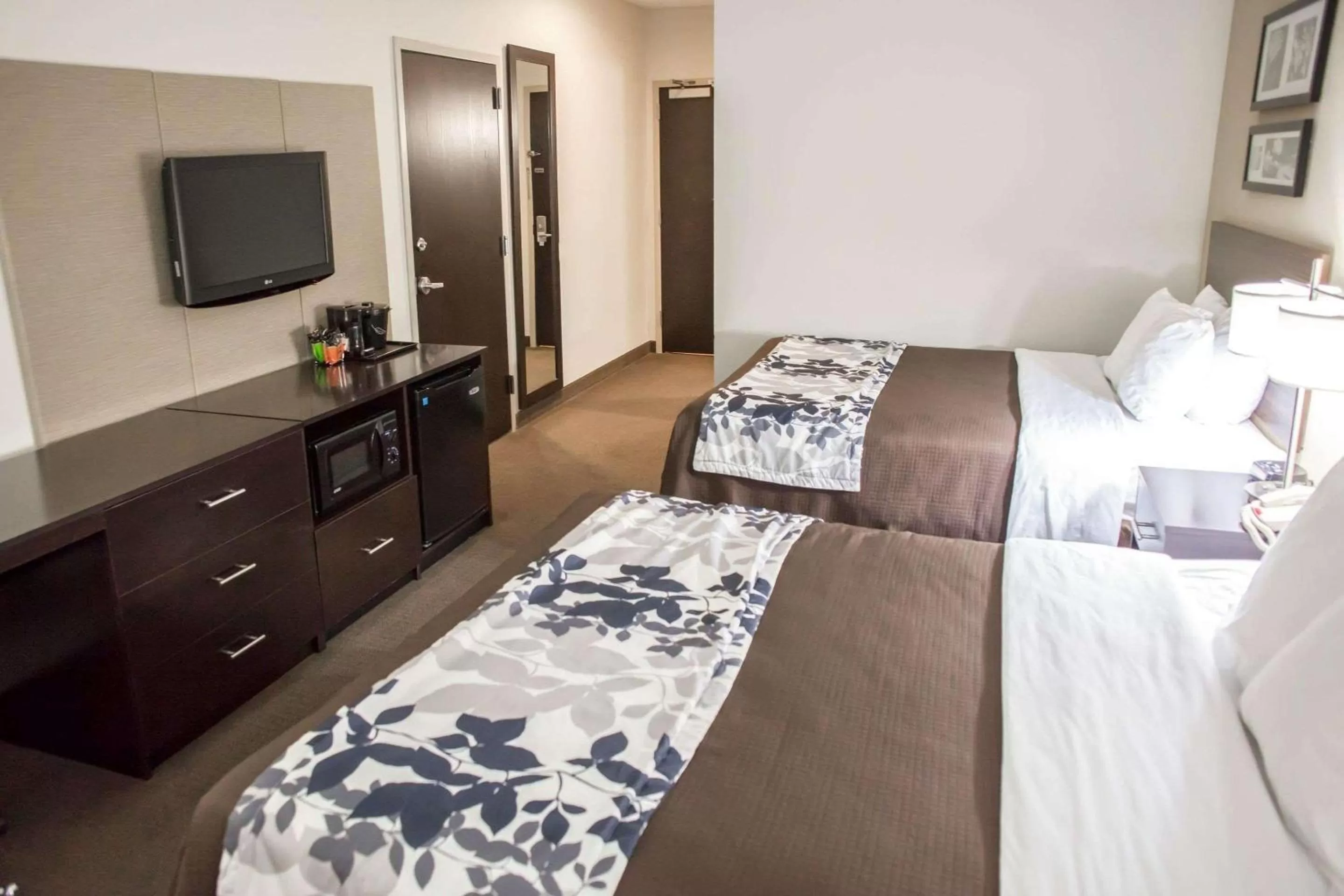 Queen Room with Two Queen Beds - Non-Smoking in Sleep Inn & Suites Indoor Waterpark