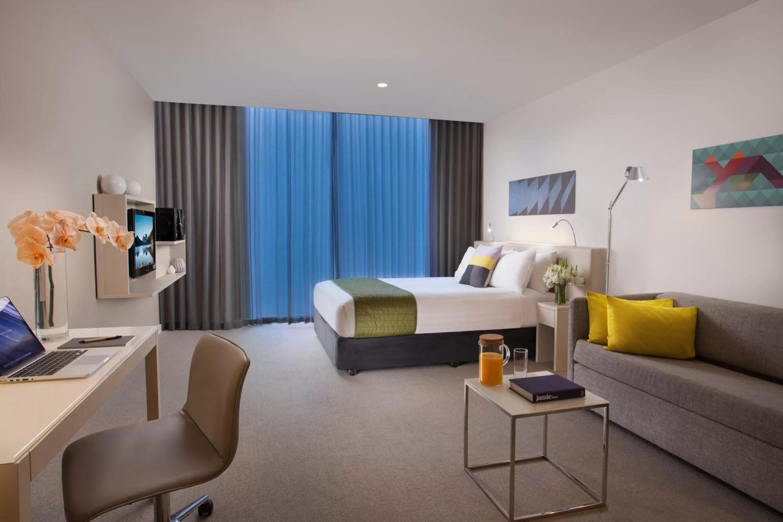 Deluxe Studio Apartment in Citadines on Bourke Melbourne