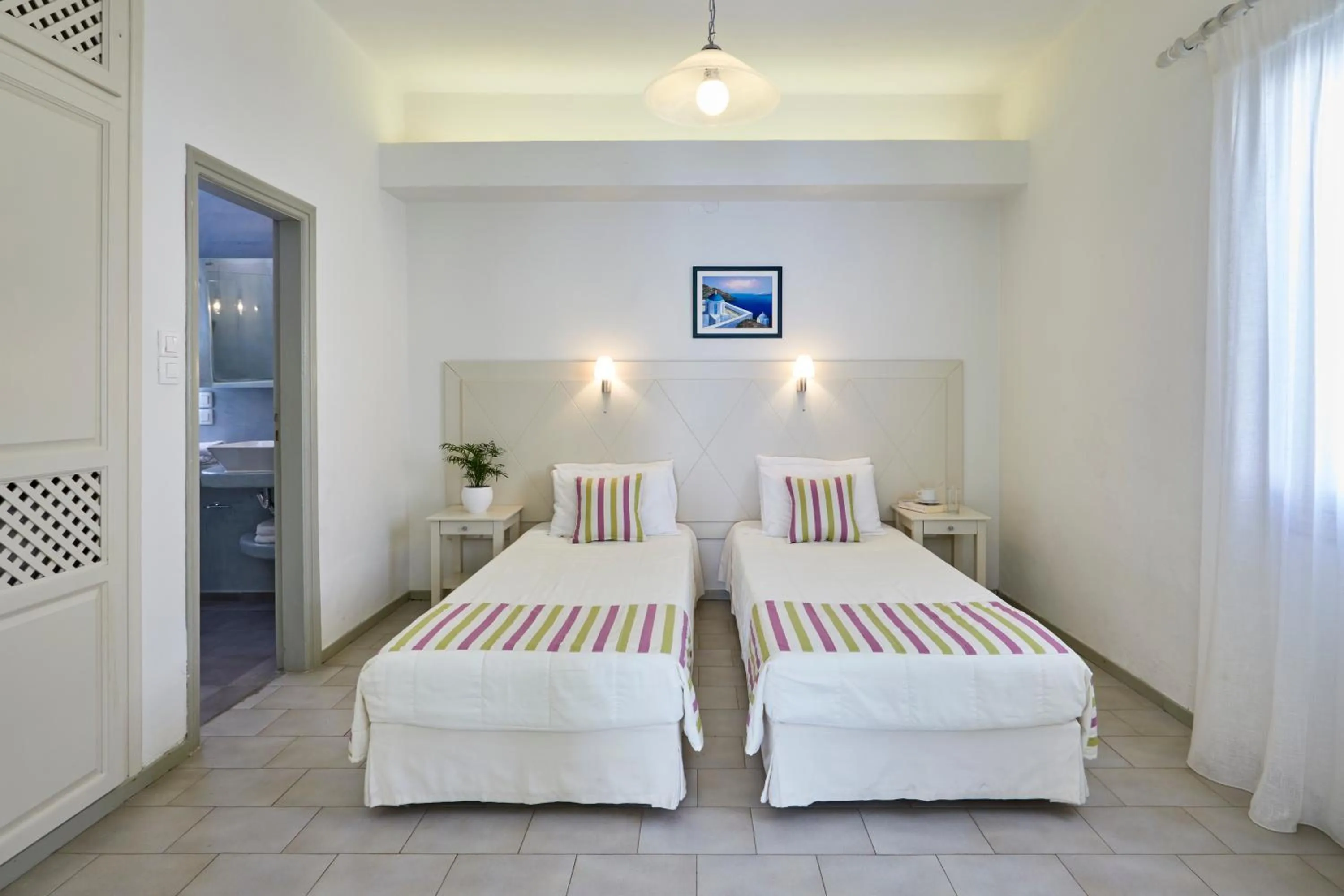 Family Room in Nissos Thira