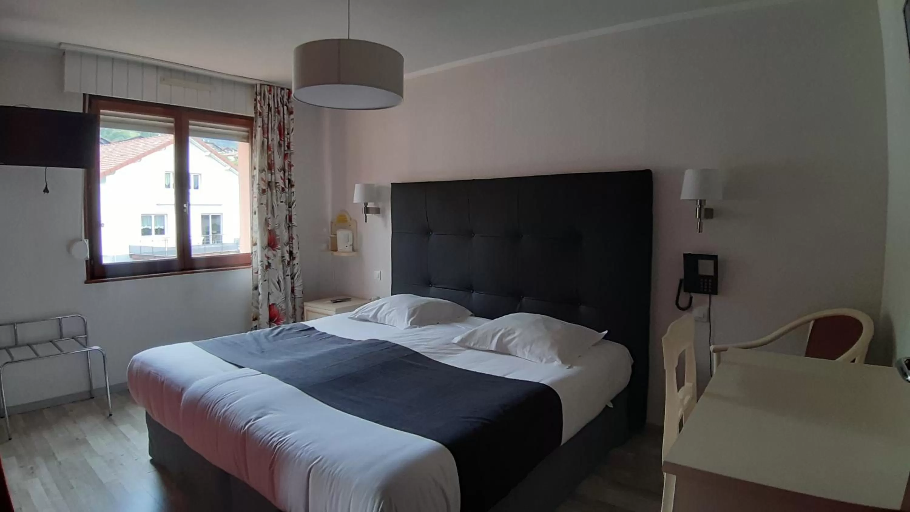 Double or Twin Room in Hotel De La Route Verte