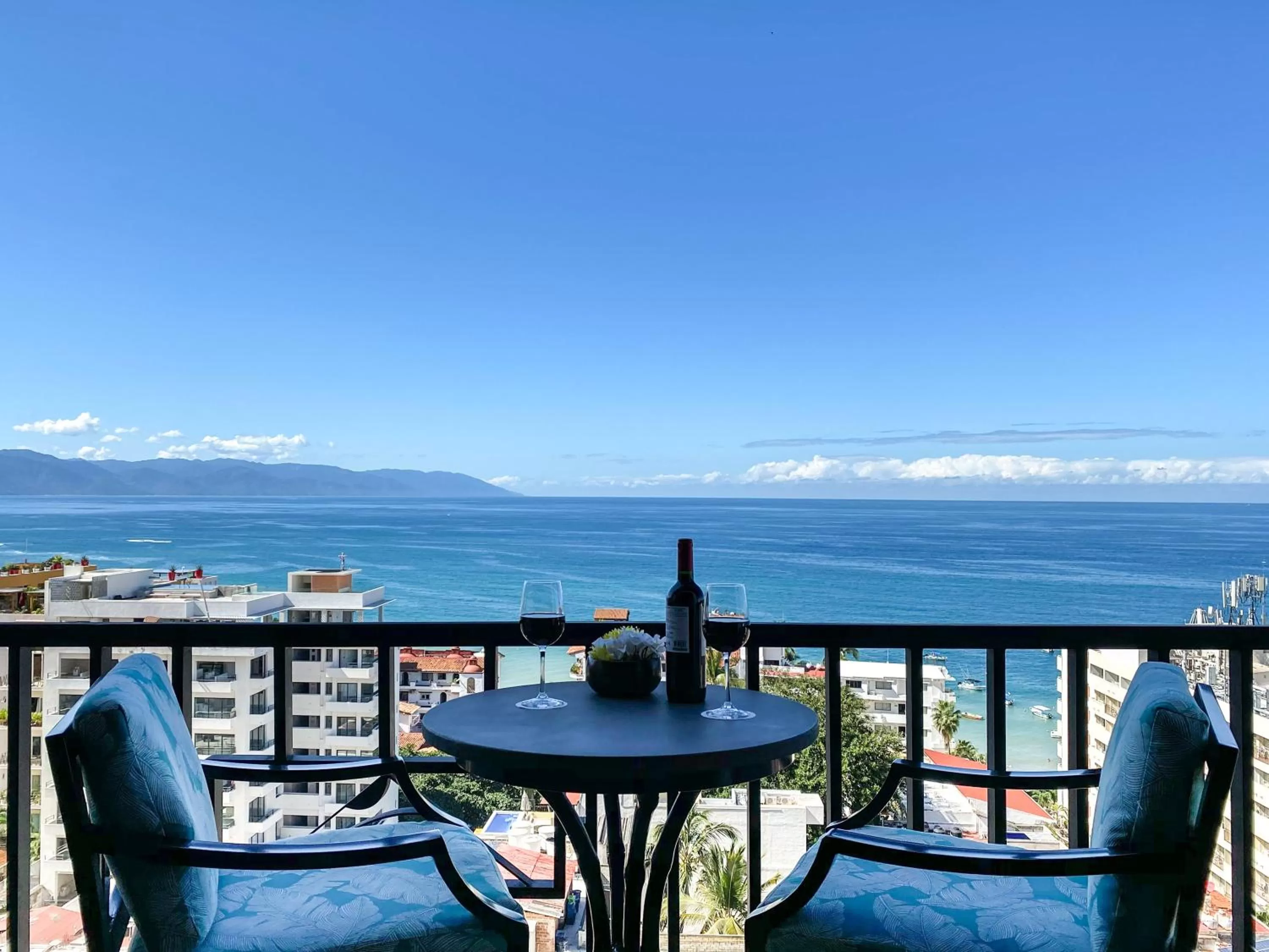 Suite with Sea View in Pinnacle Resorts 179 - Adults Only