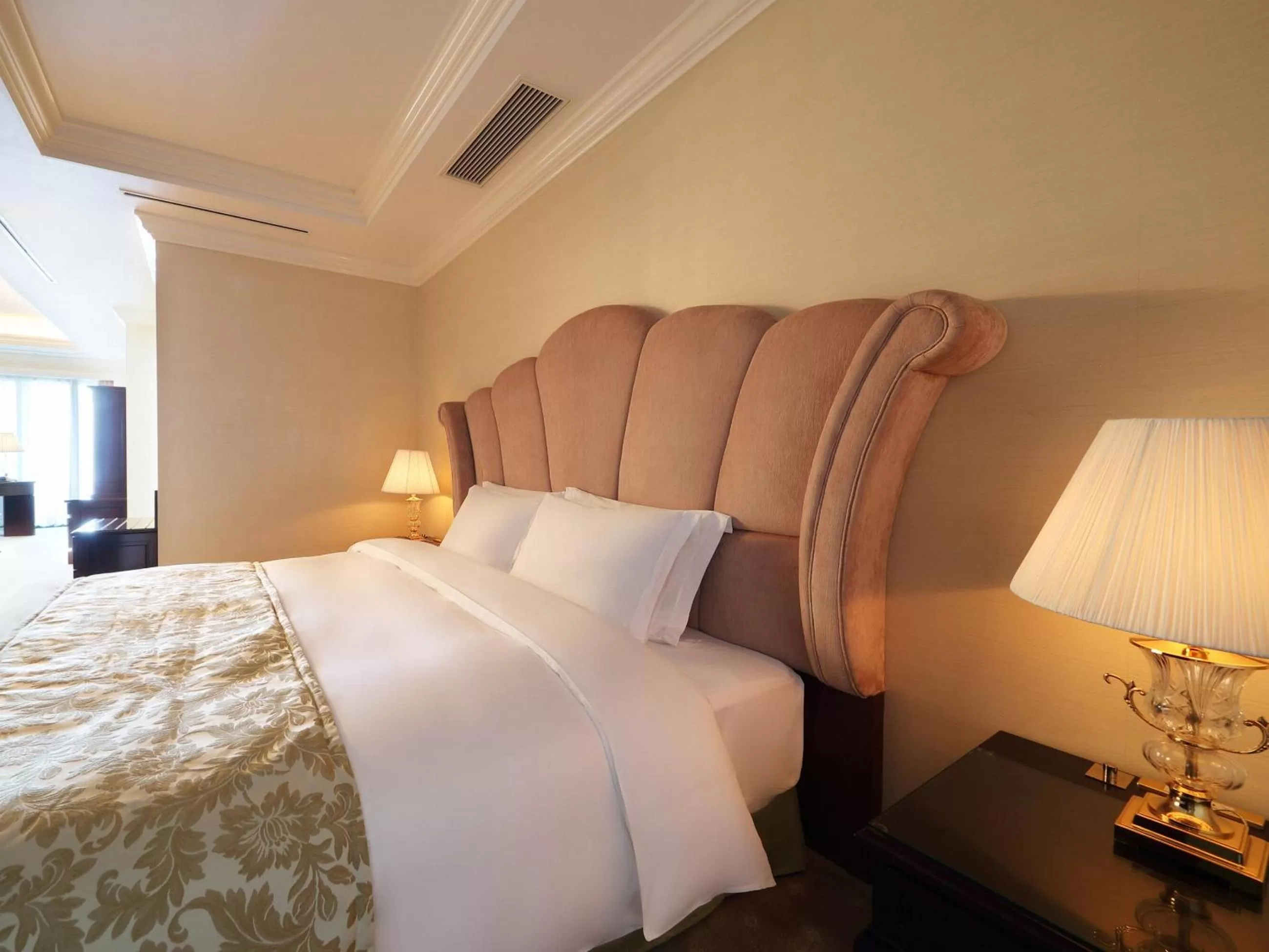 Superior Double Room - single occupancy - Executive Floor in Hotel La Suite Kobe Harborland