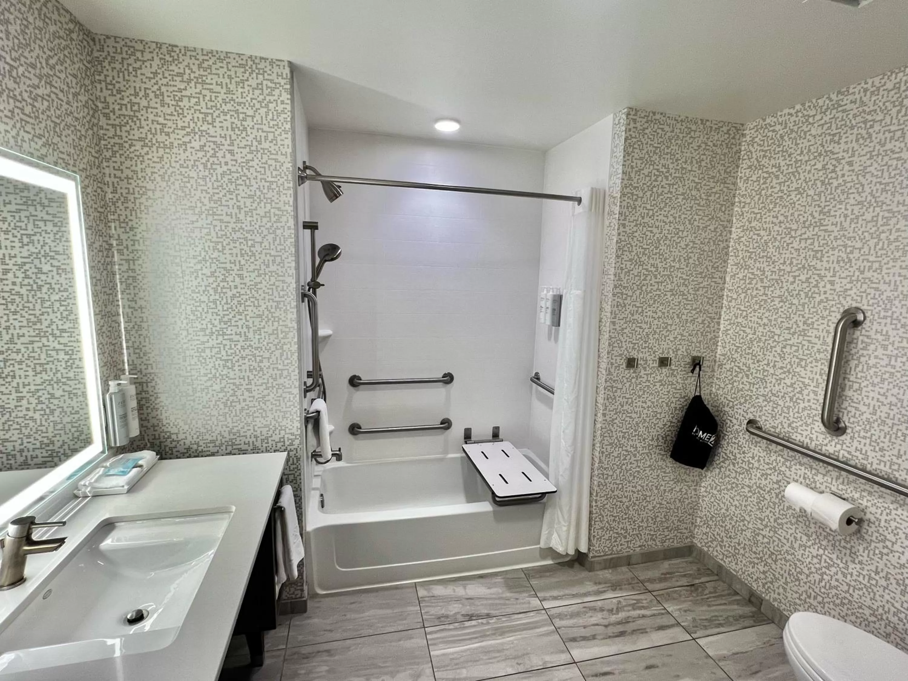 Queen Studio Suite - Hearing Accessible/Non-Smoking in Home2 Suites By Hilton Alamogordo White Sands