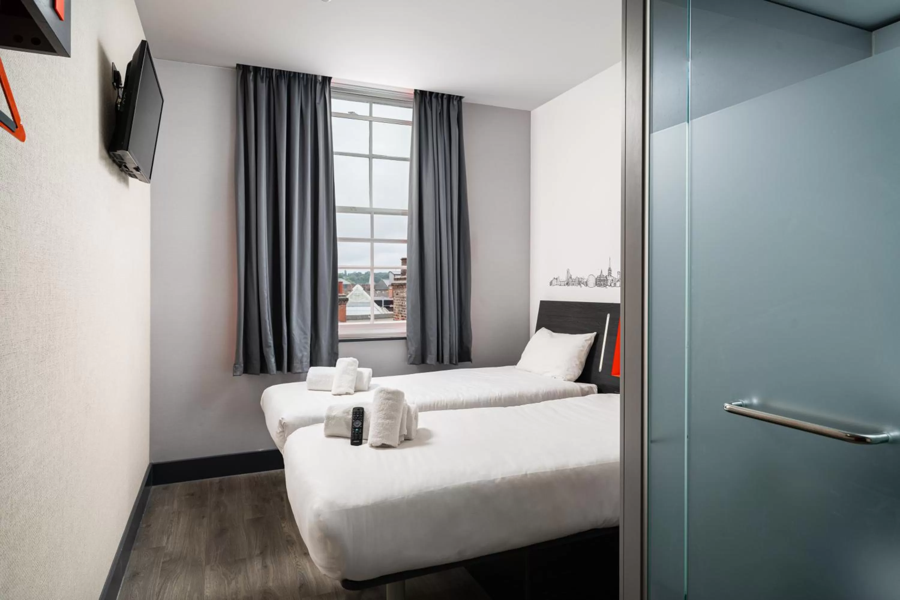 Twin Room with Window in easyHotel Ipswich