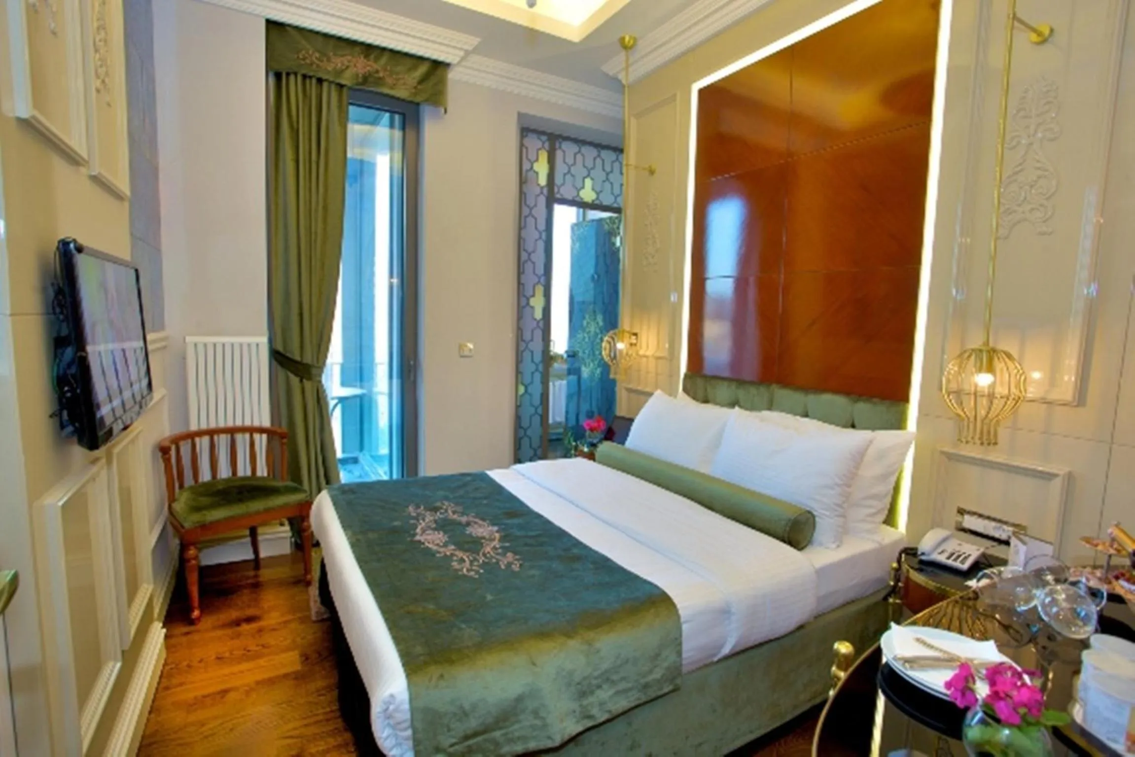 Superior Double or Twin Room with Maiden's Tower View in Taksim Star Hotel