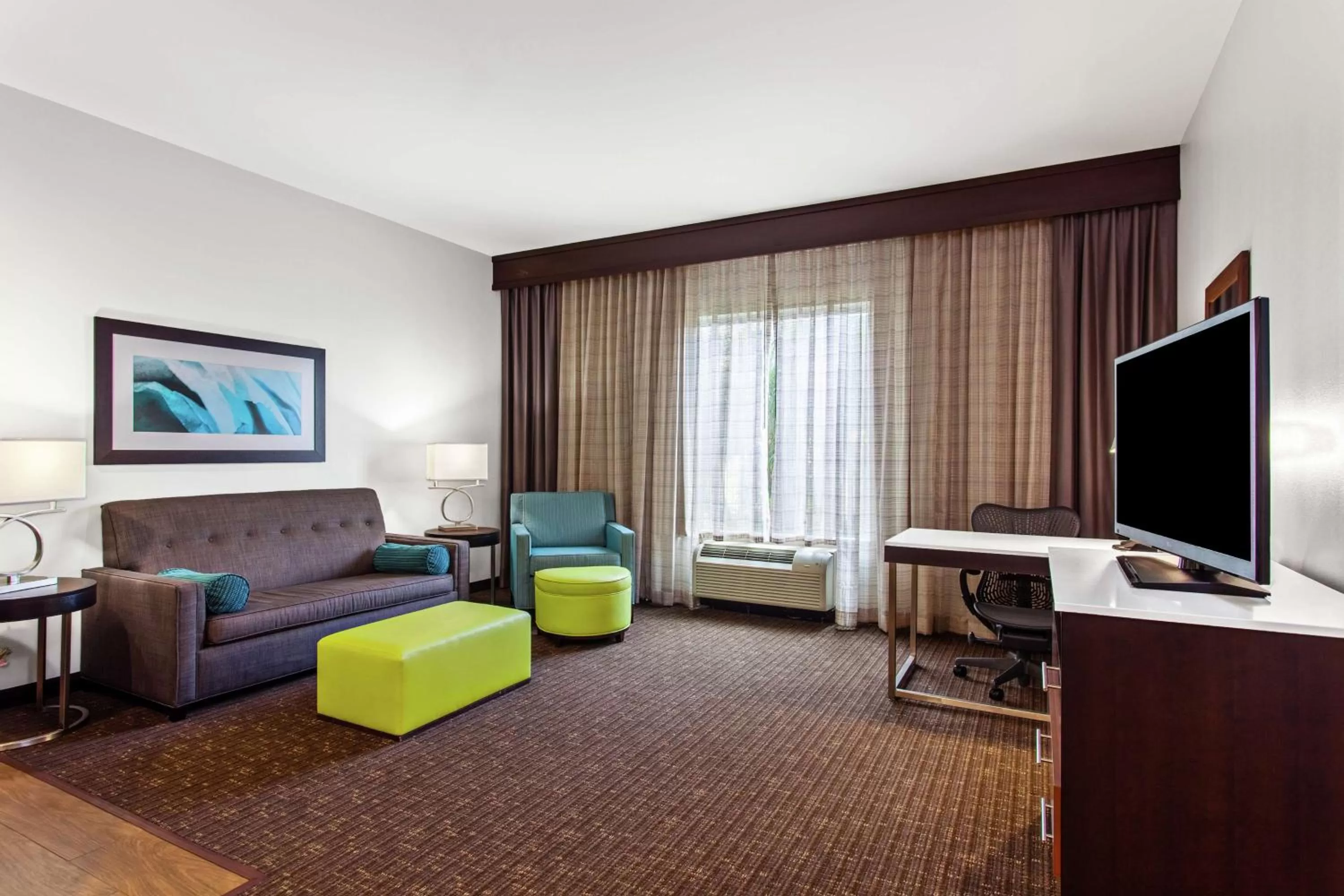 One-Bedroom King Suite in Hilton Garden Inn Victoria