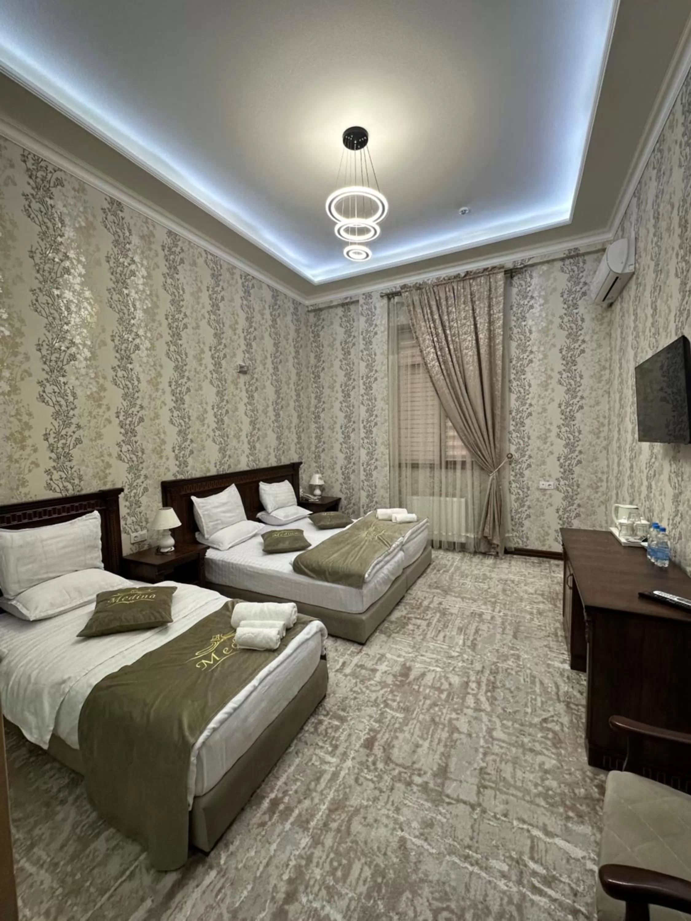 Deluxe Triple Room in Medina Hotel Samarkand