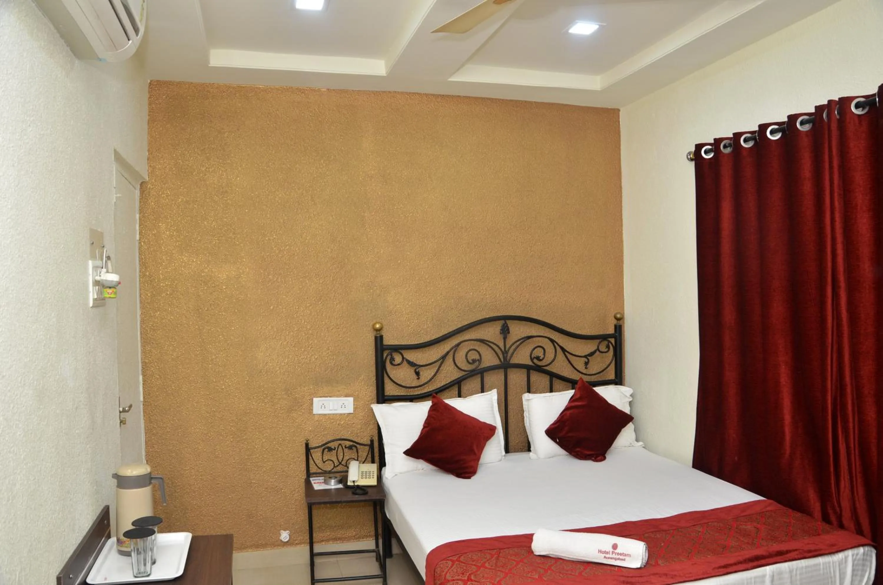 Hotel Preetam Aurangabad