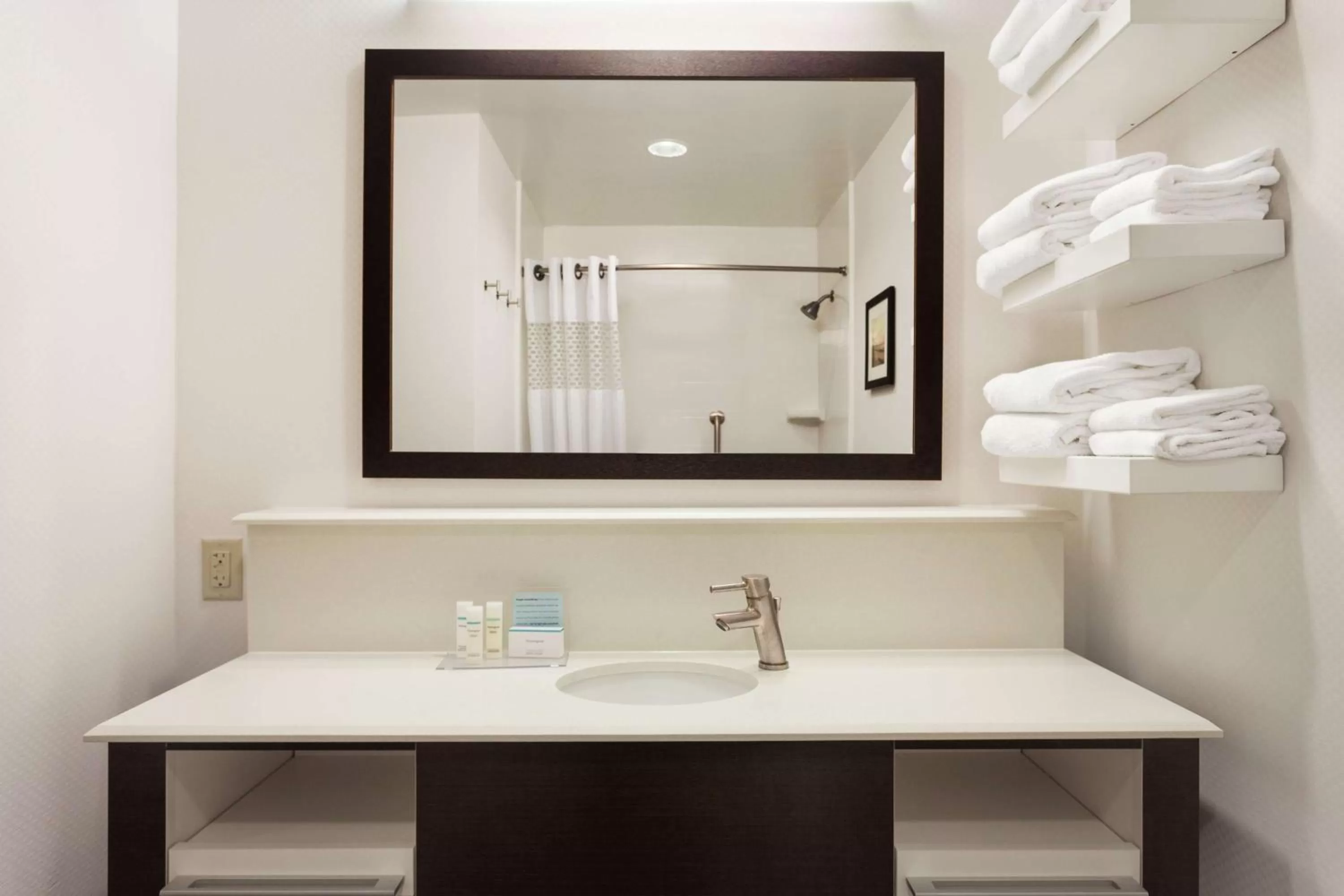 Double Room with Two Double Beds - Non-Smoking in Hampton Inn Burlington - Colchester