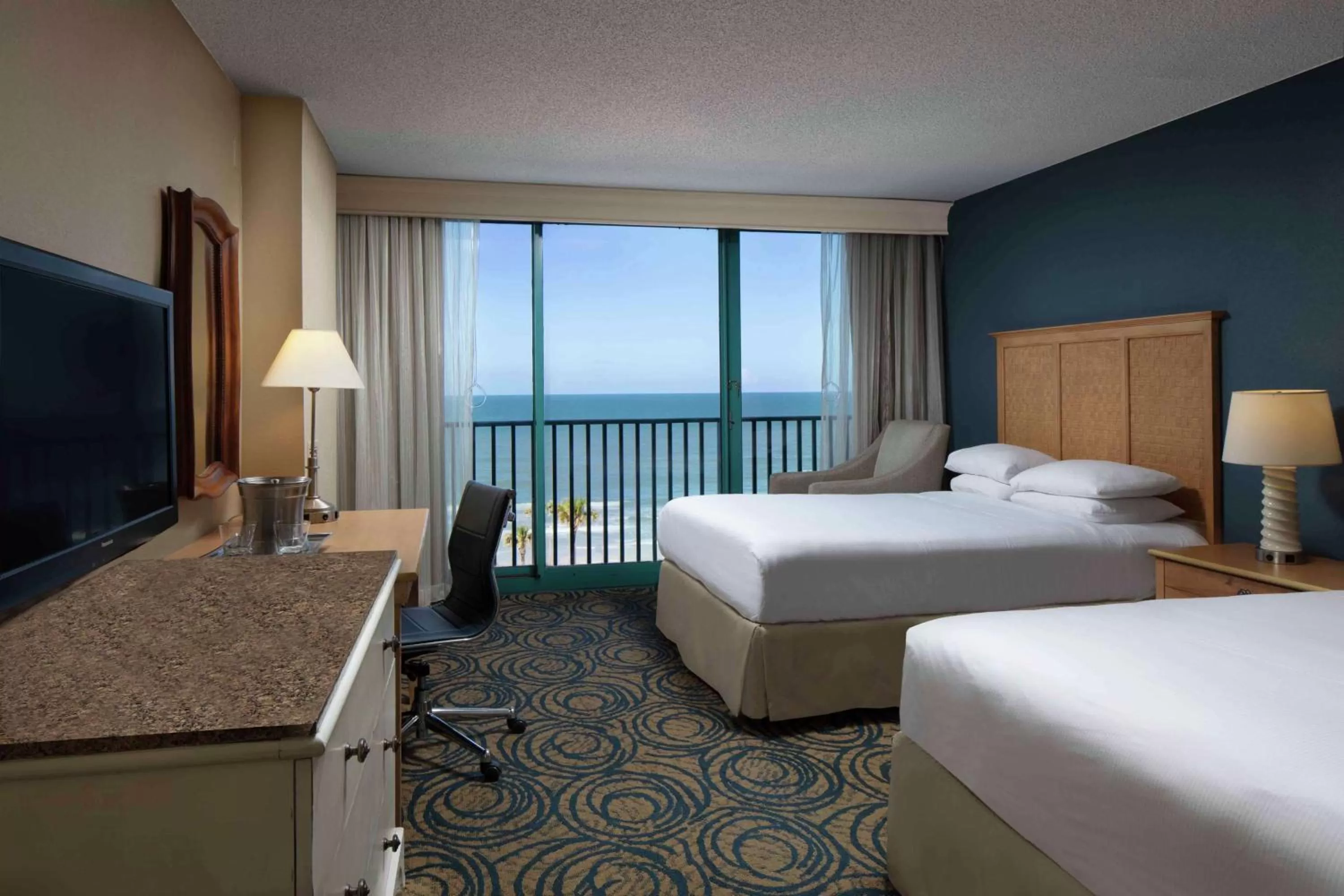 Queen Room with Two Queen Beds and Ocean View - single occupancy in Hilton Daytona Beach Resort