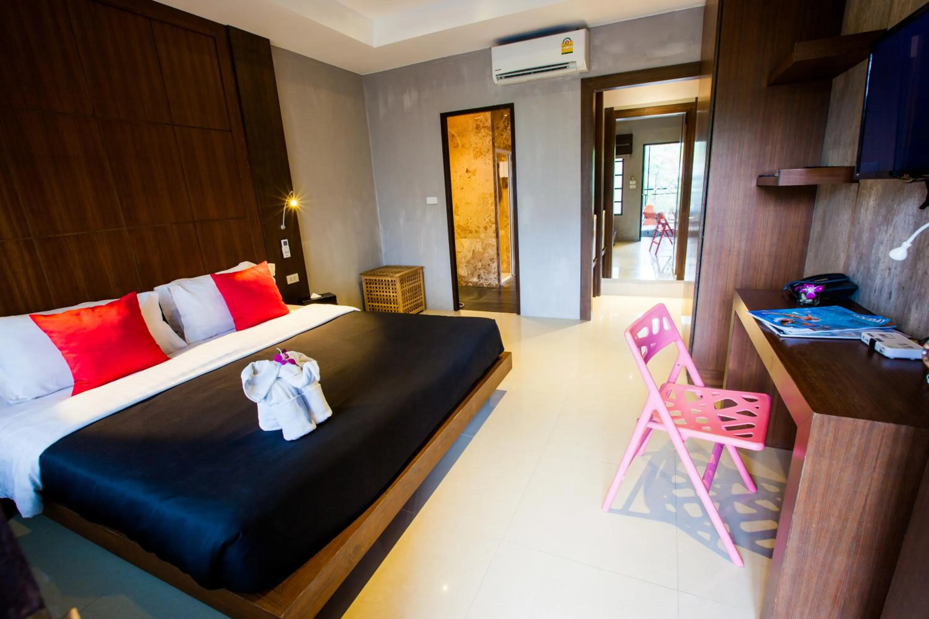 Superior Double Room in Amenity Apartel Samui