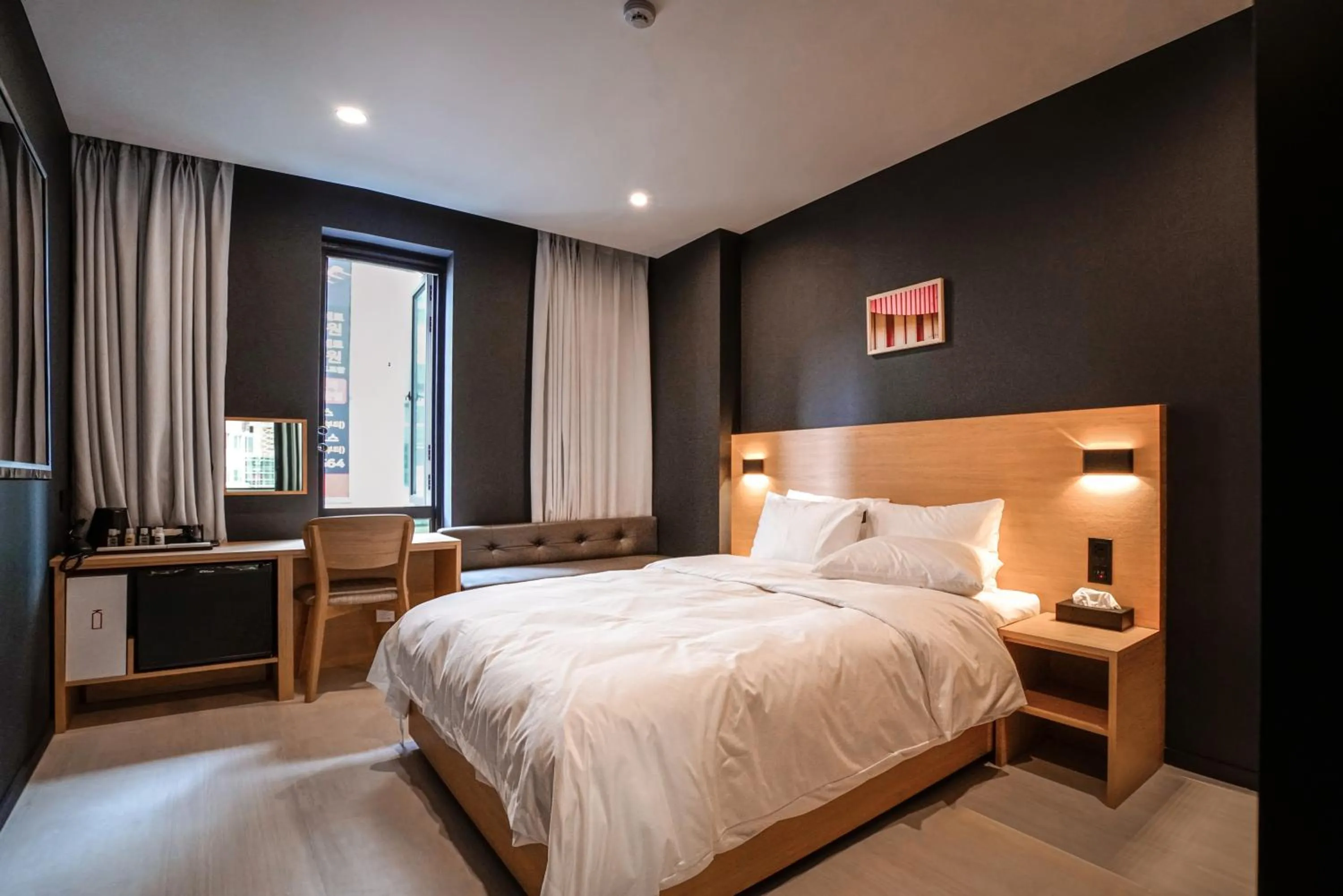 Superior Double Room in Mipo Oceanside Hotel