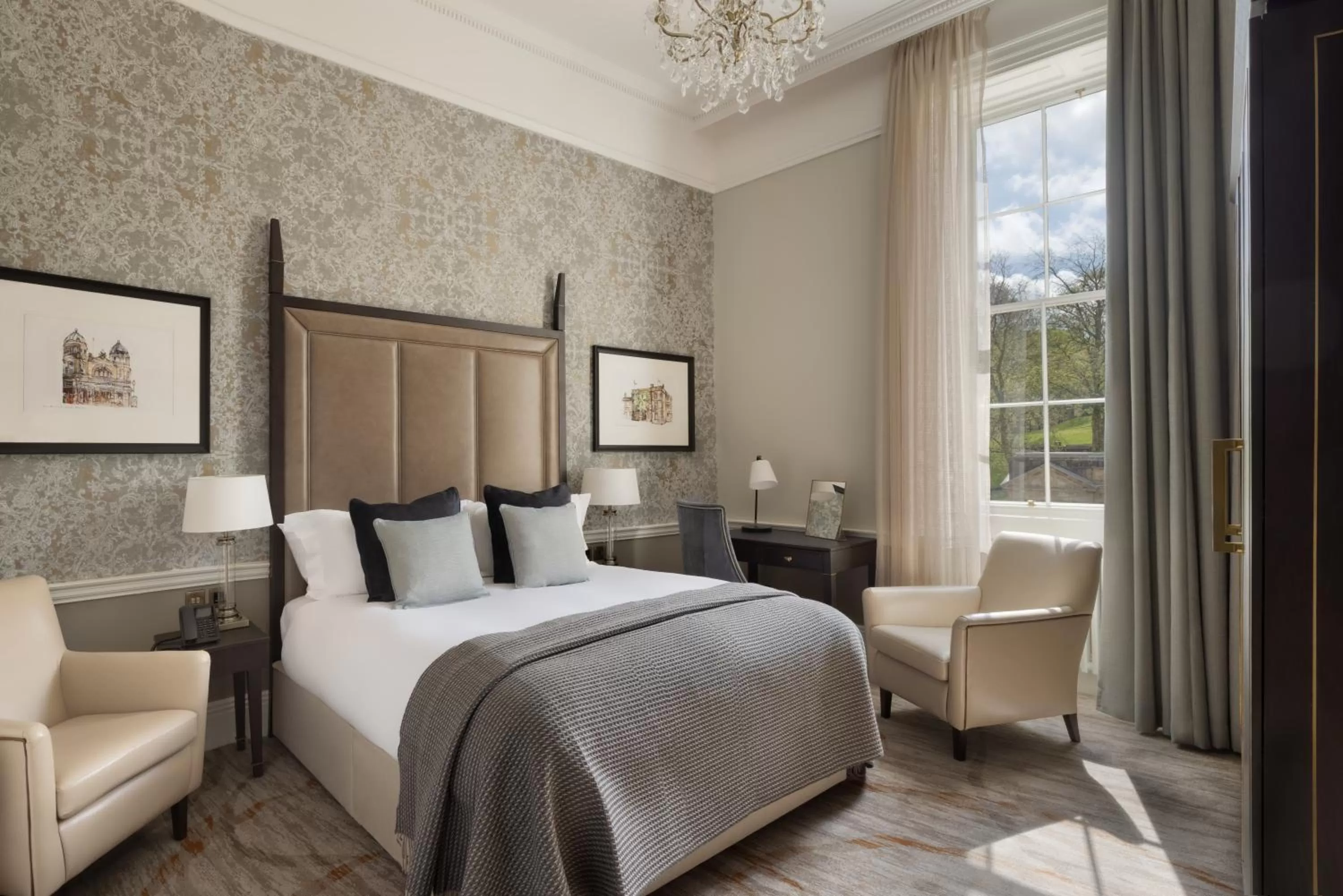 Double or Twin Room in Buxton Crescent