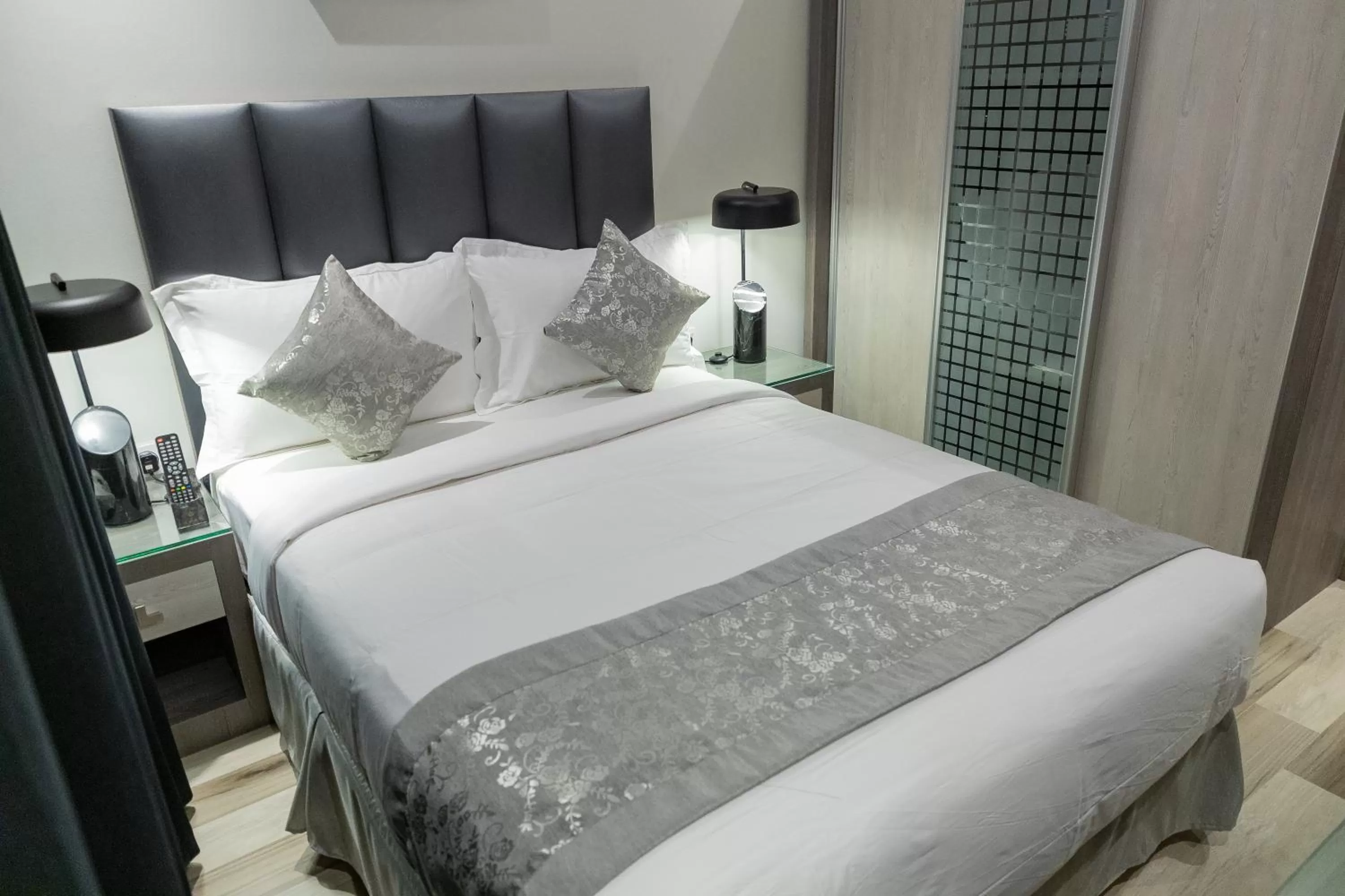 Budget Double Room in Seven Palaces