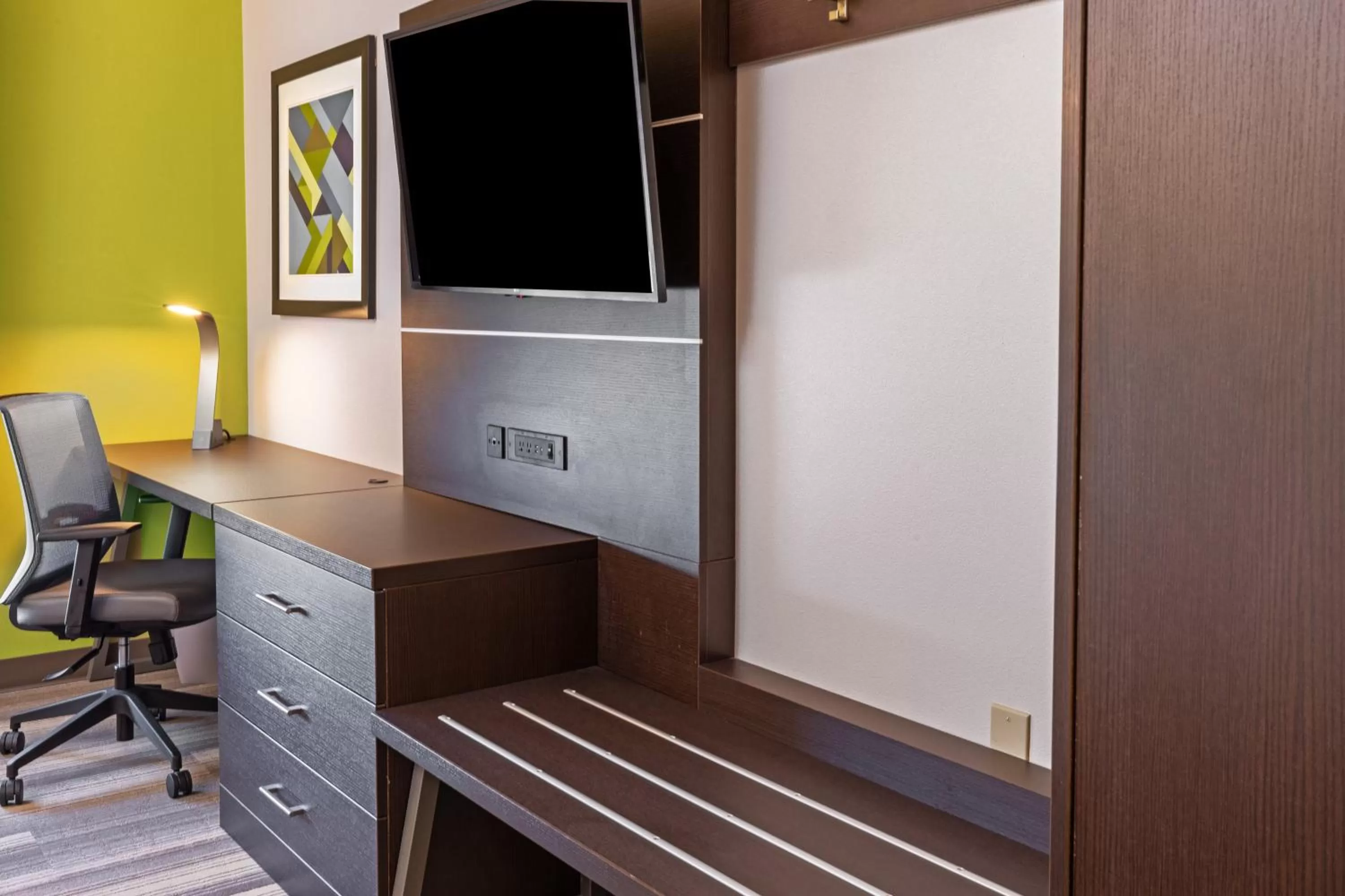 Executive King Suite in Holiday Inn Express Hotel & Suites Picayune by IHG