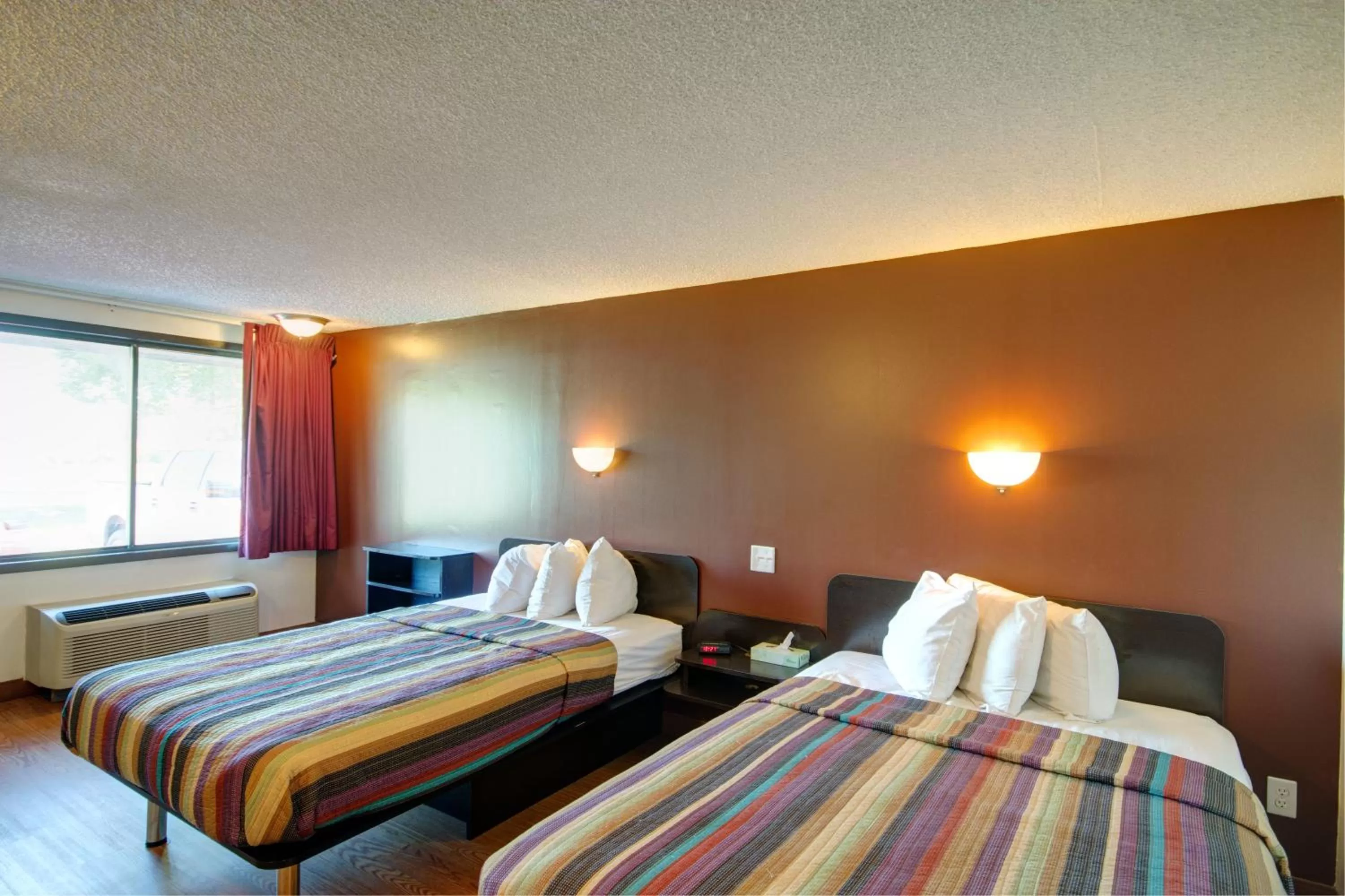 Double Room - Disability Access in Americas Best Value Inn Heath-Newark