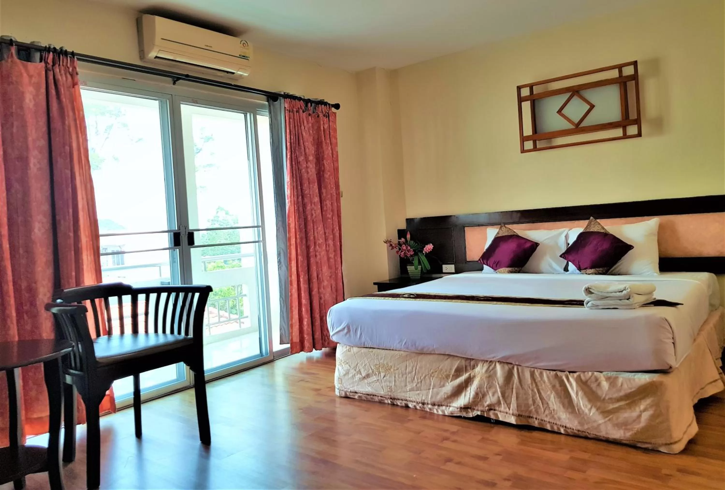 King Suite in Pangviman Place Resotel SHA Plus