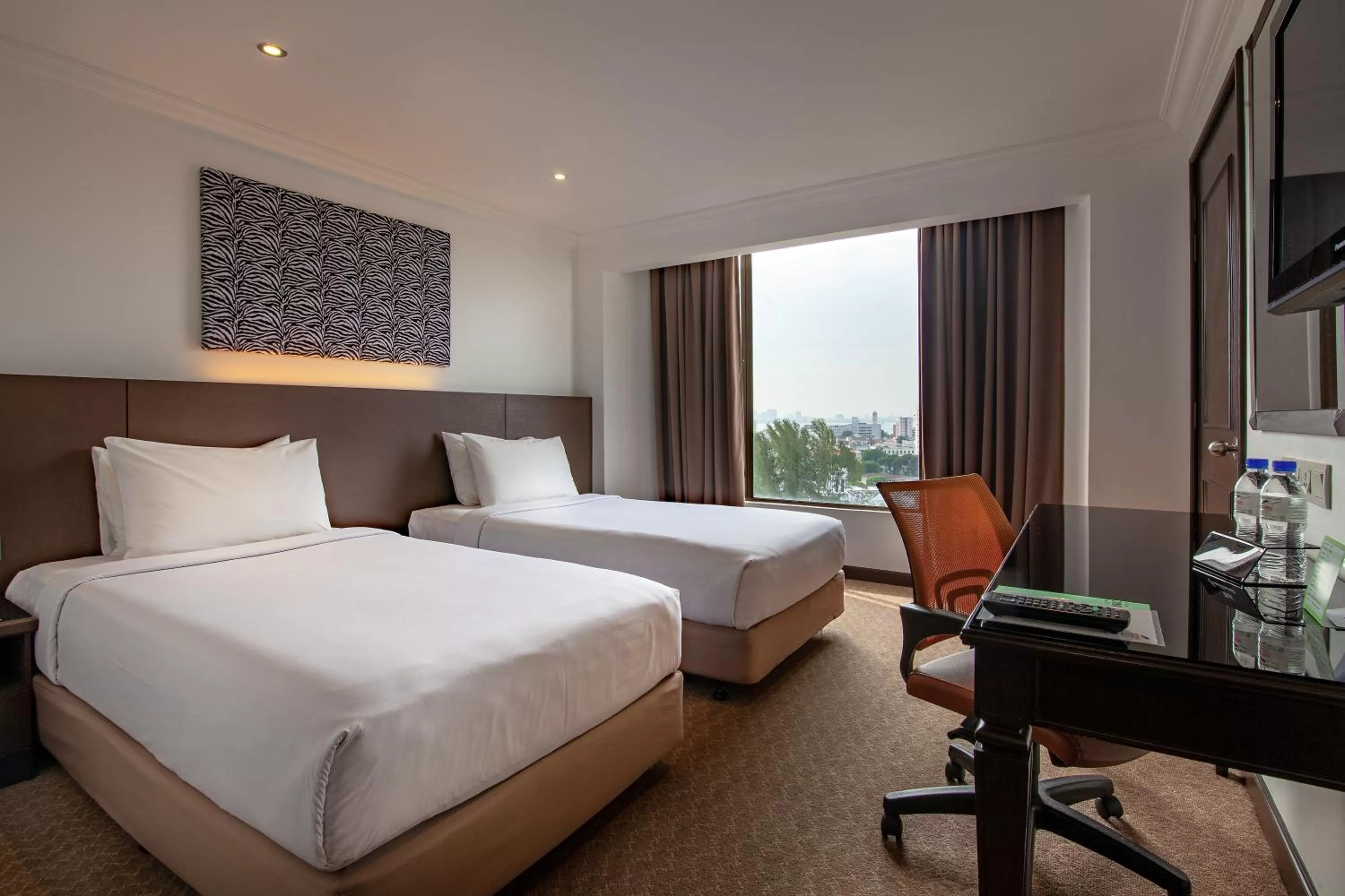 Superior Twin Room in Bayview Hotel Georgetown Penang