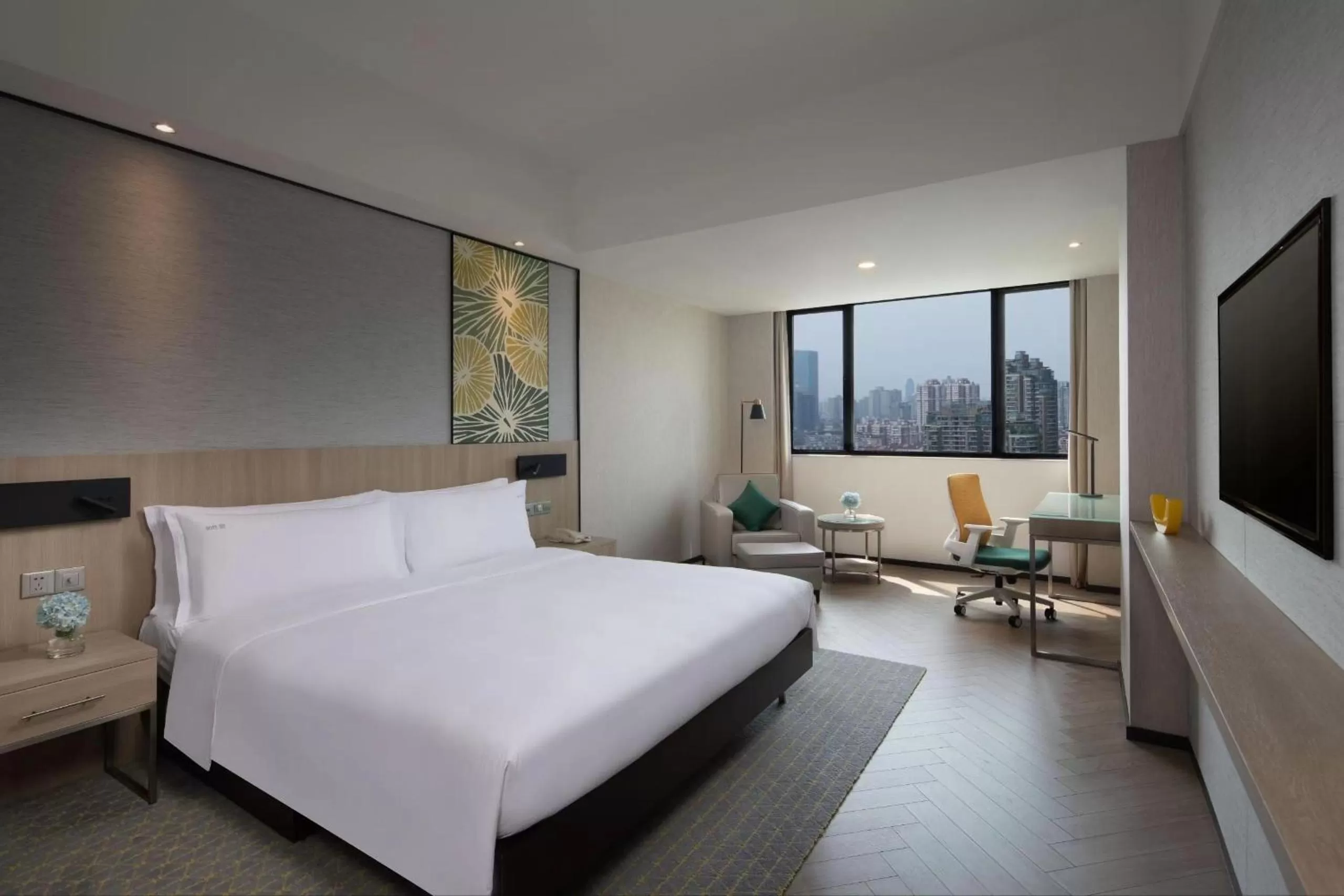 Holiday Inn Shanghai Vista by IHG - Easy access to travel spot city walk