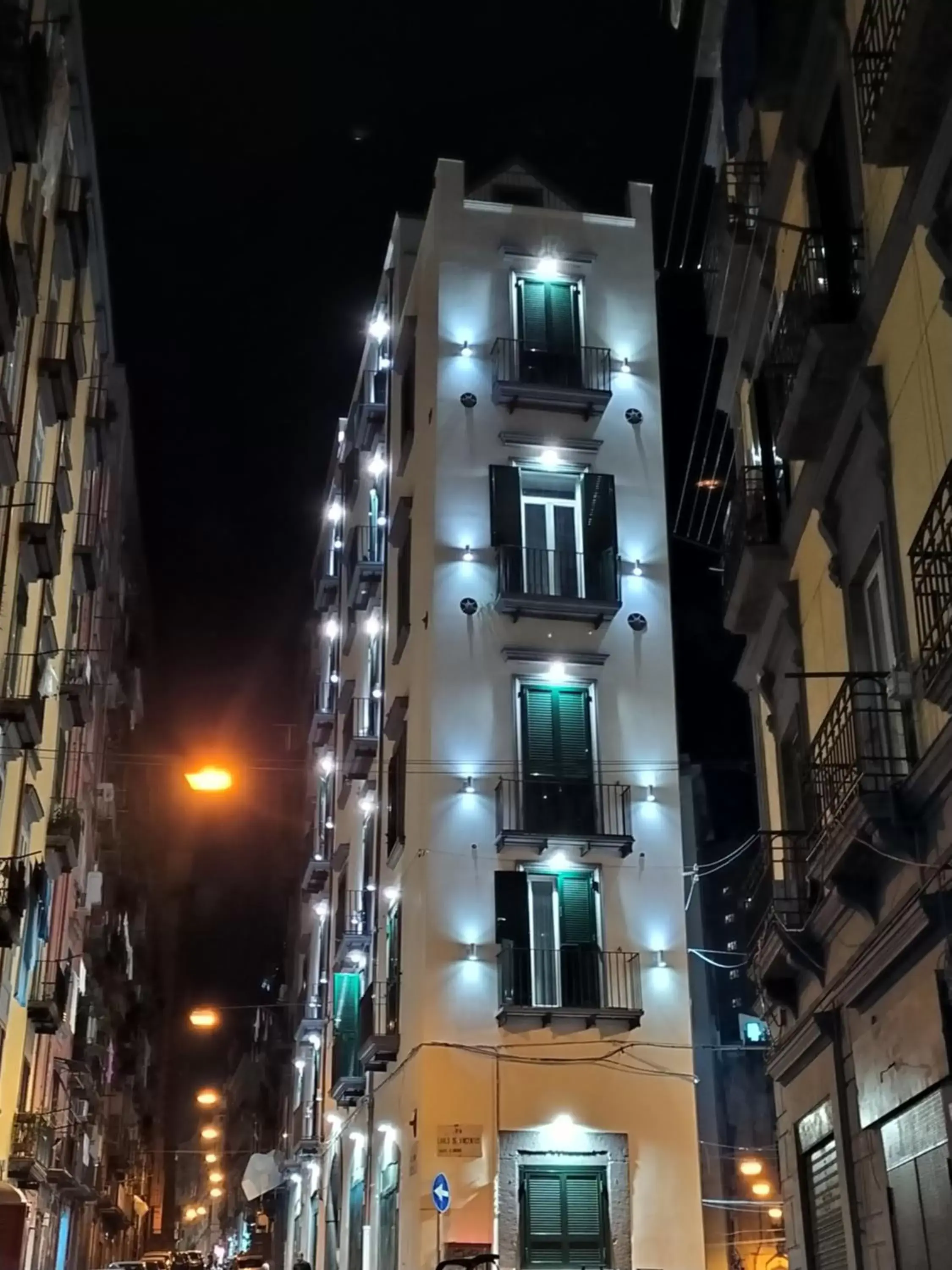 Palazzo Settembrini 49 Palazzo Settembrini 49