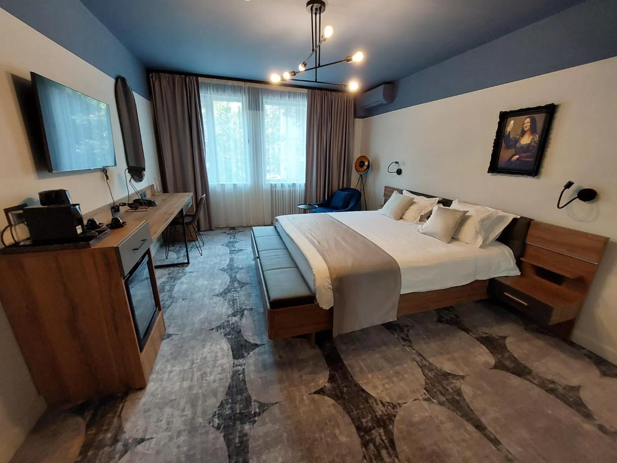 Superior King Suite in Bucharest Comfort Suites Hotel