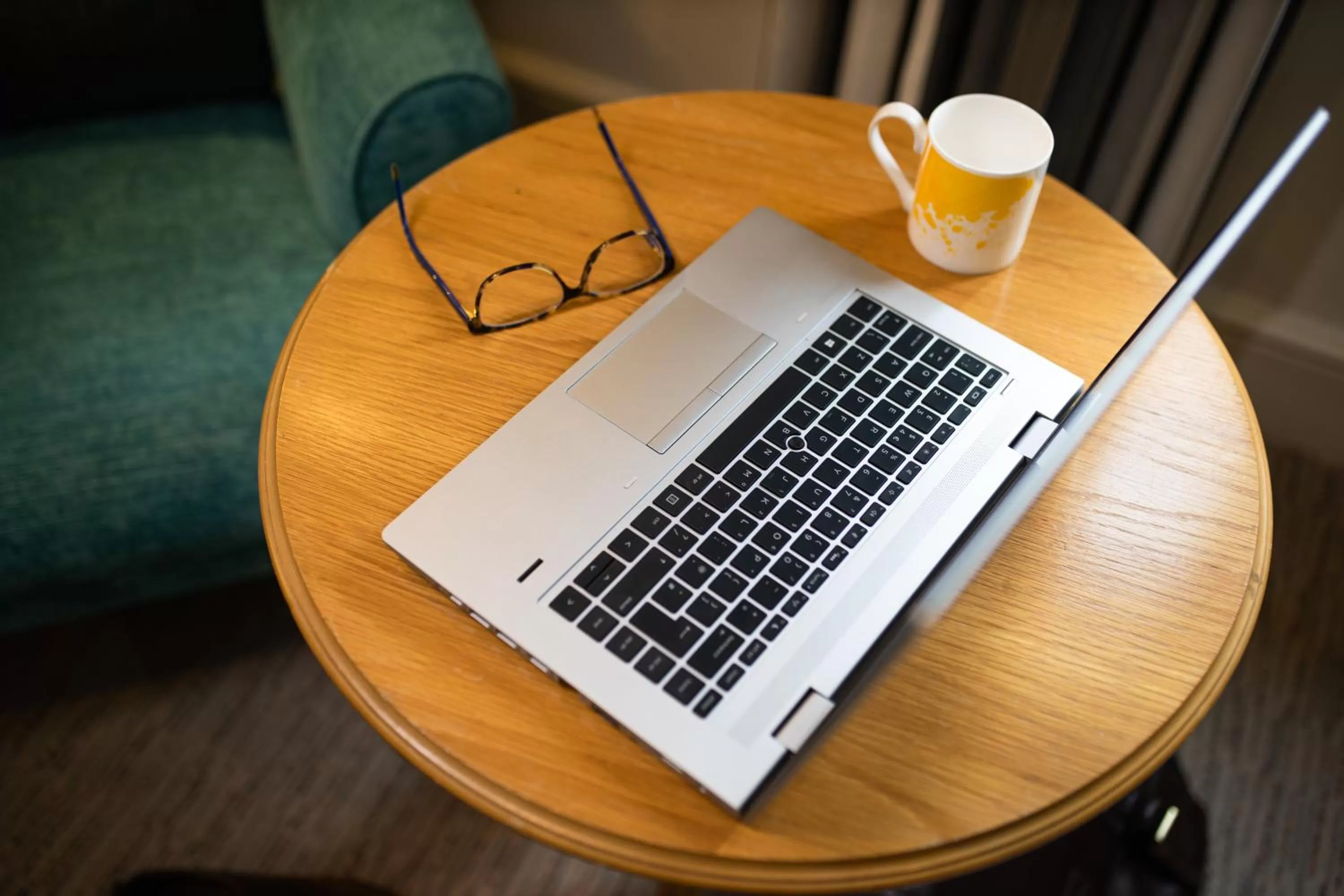 Premium Queen Room in voco Oxford Spires by IHG