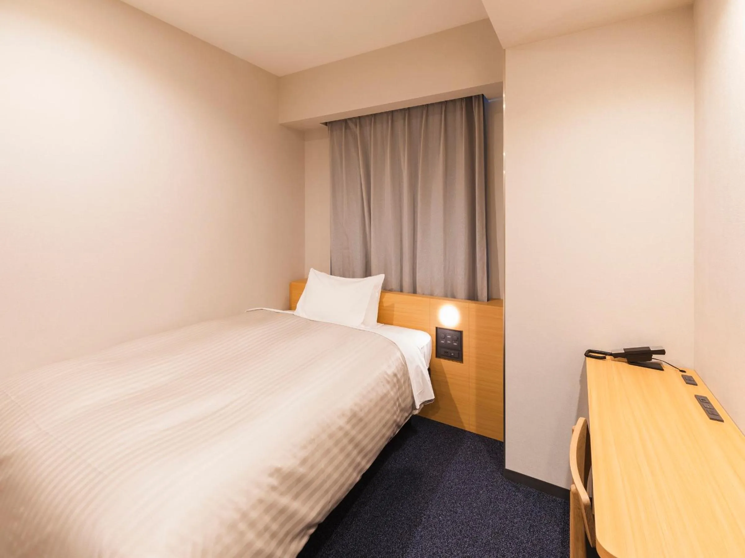 Standard Single Room - single occupancy - Non-Smoking in Sotetsu Fresa Inn Daimon