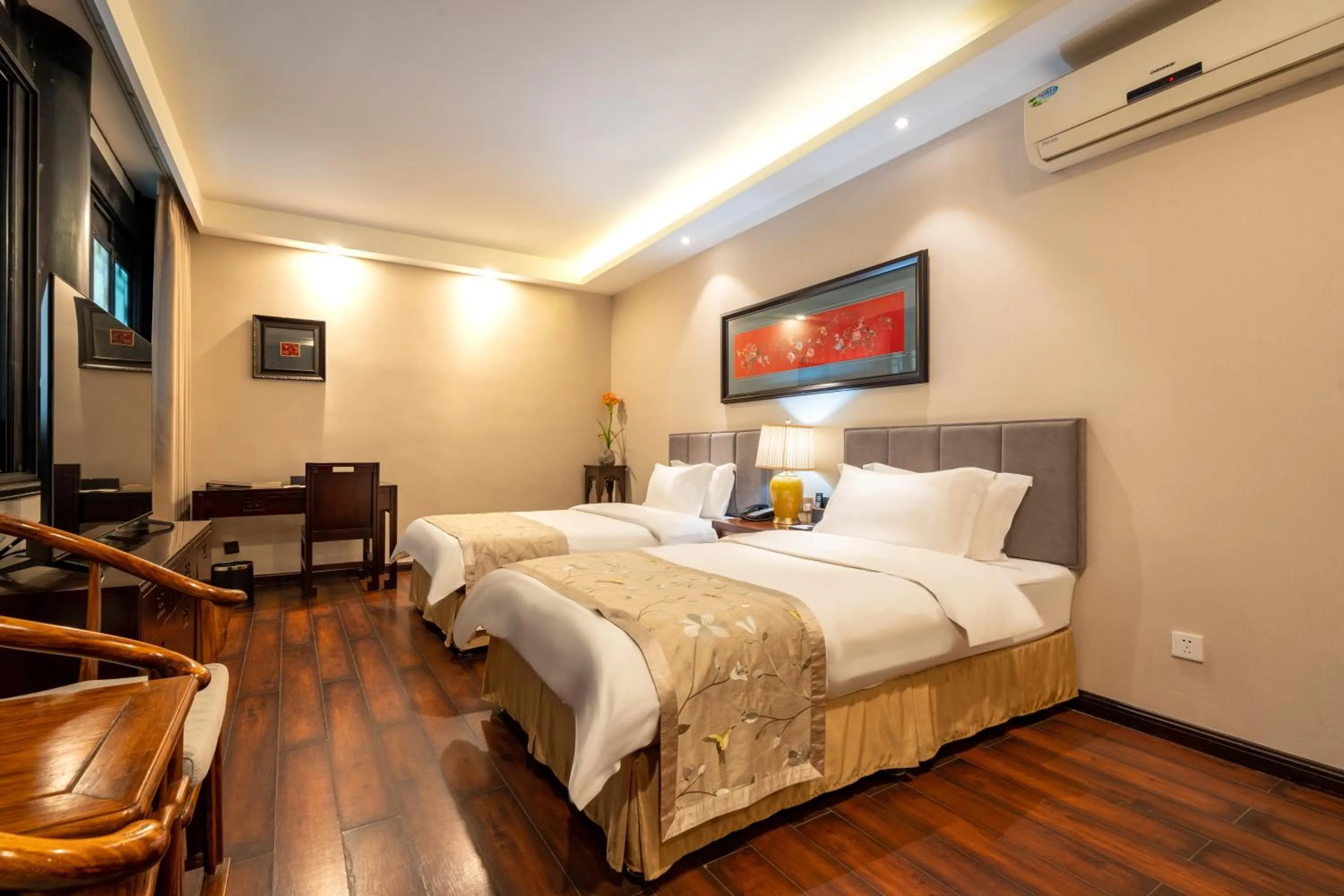 Superior Twin Room in Buddha Zen Hotel