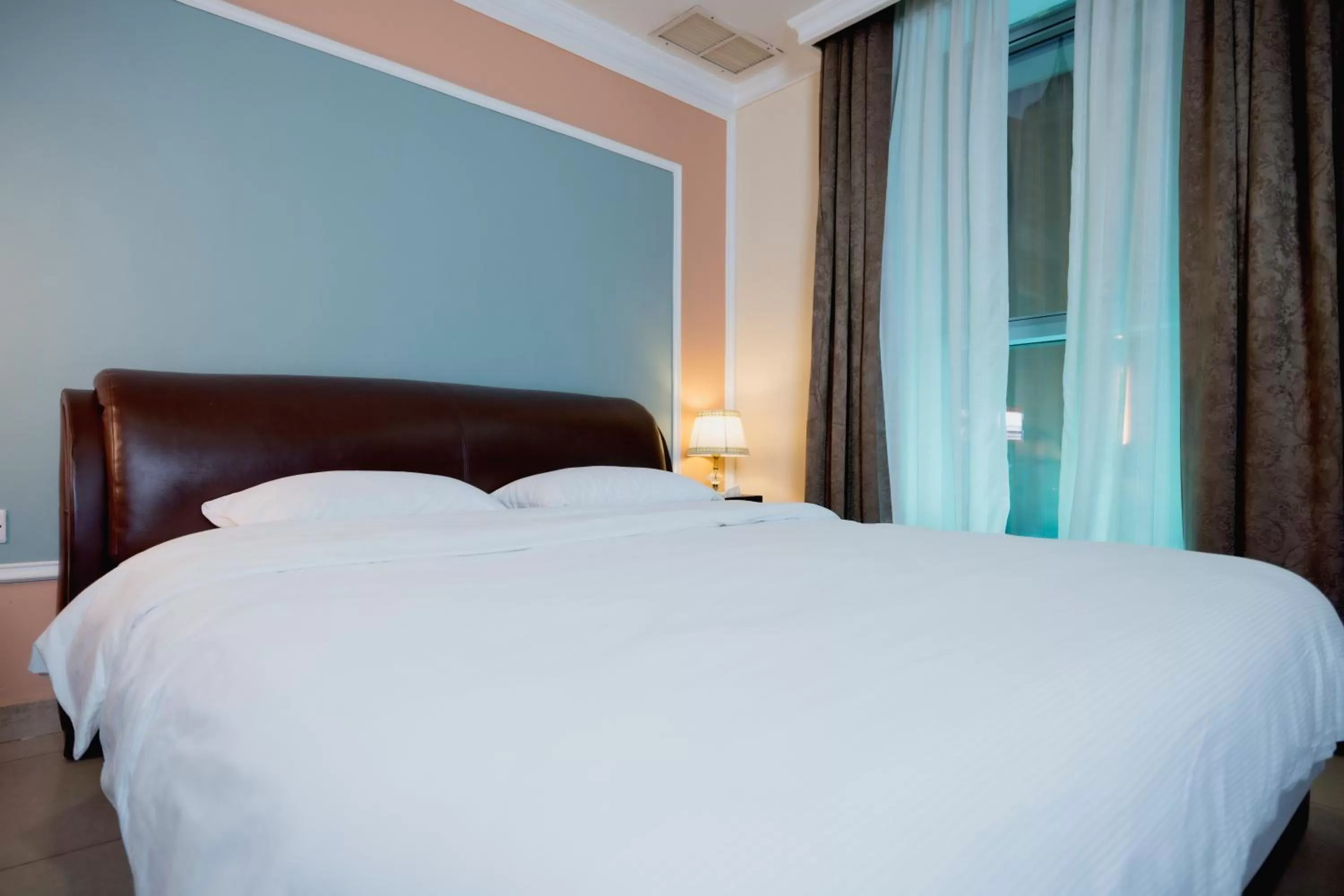 Standard Double Room in Laguna Hotel Suites