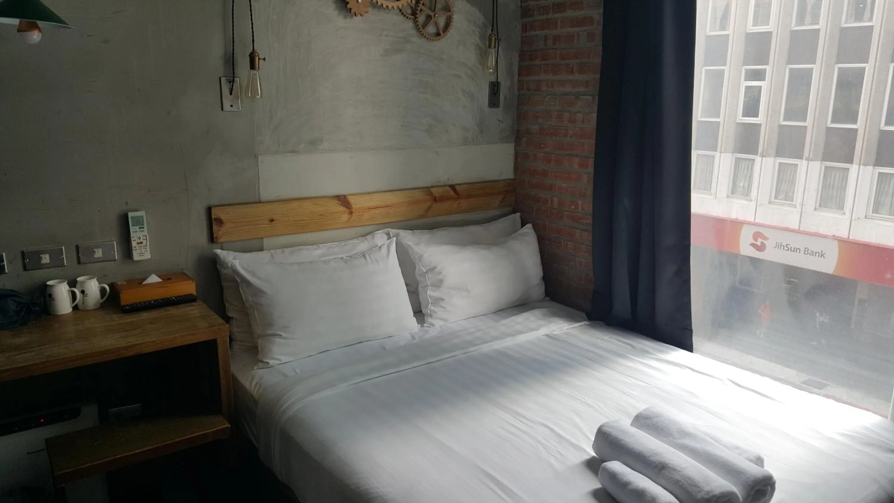 Deluxe Double Room with Bath in Just Inn 正旅館 台北車站