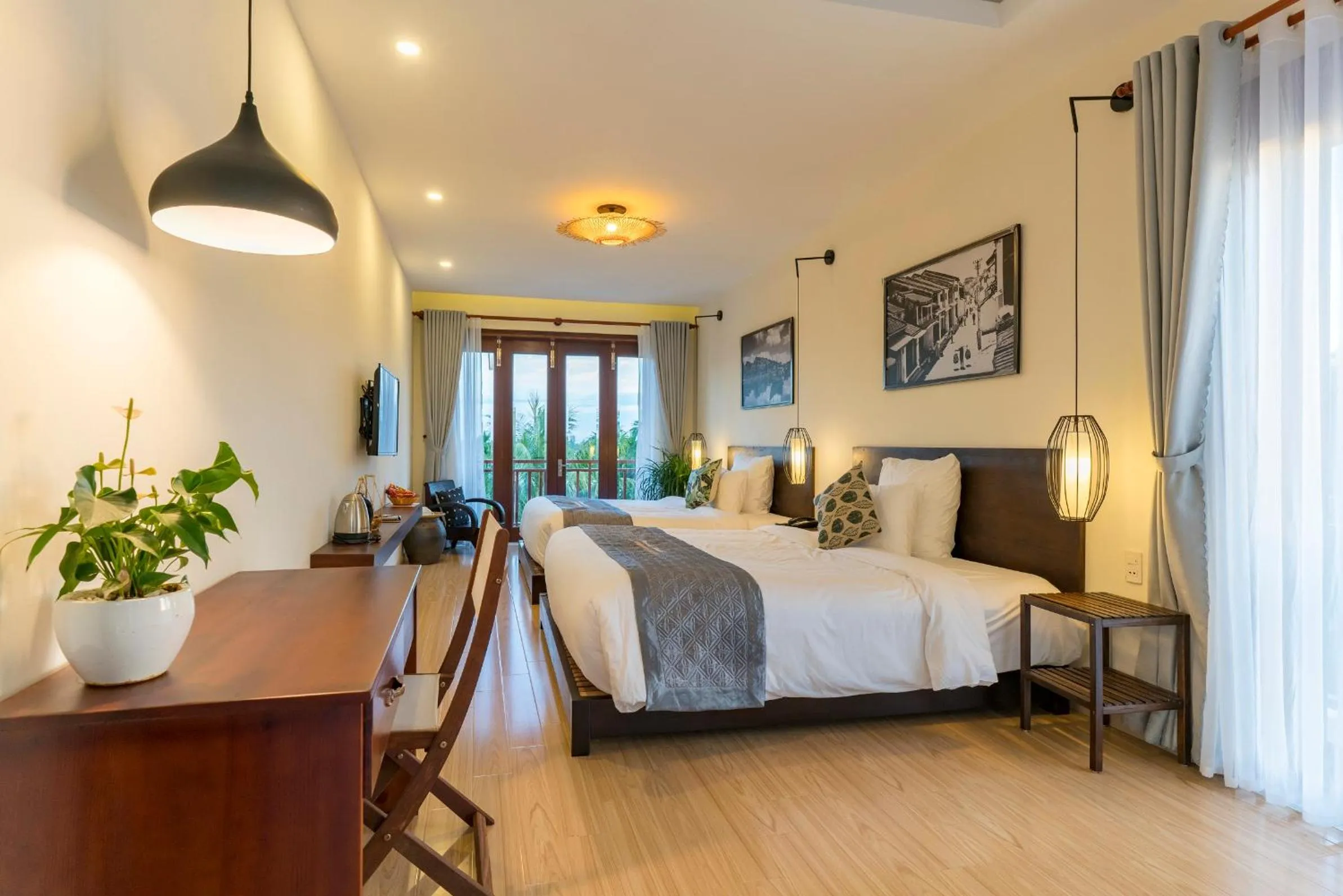 Two-Bedroom Villa in Riverside Hamlet Homestay & Villa