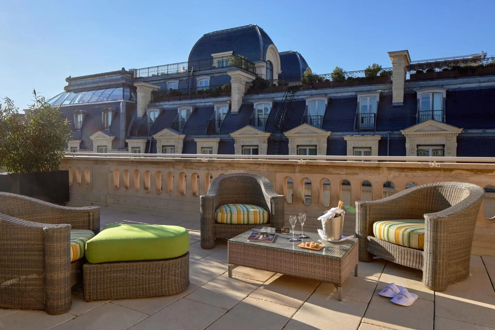Suite with Terrace in Majestic Hotel Spa - Champs Elysées