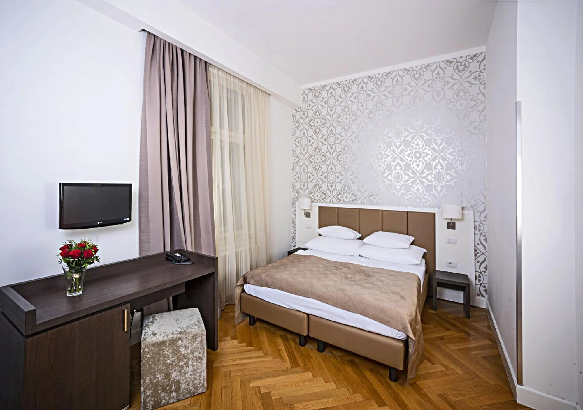 Standard Double Room in Deminka Palace