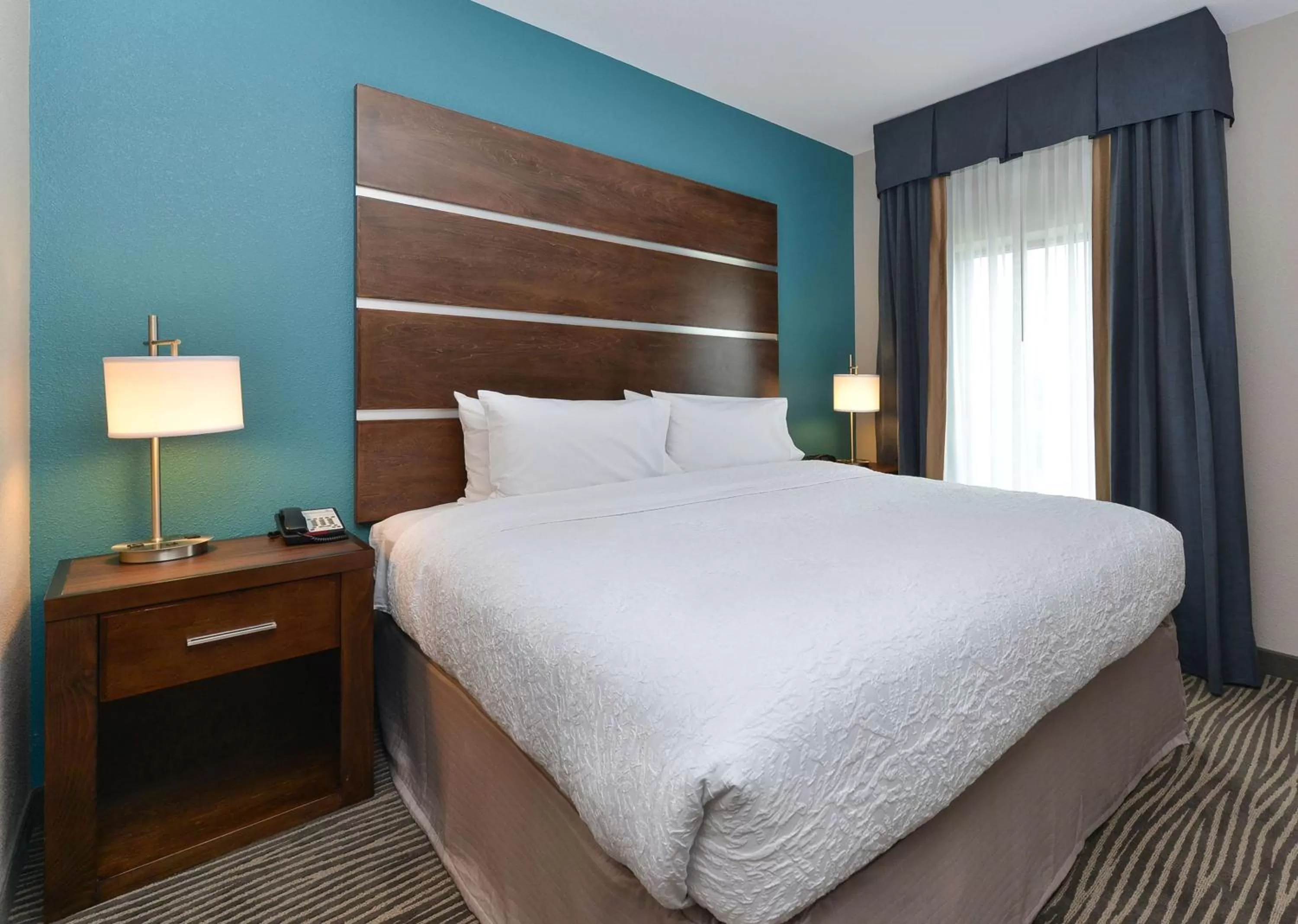 King Studio with Balcony in Hampton Inn & Suites Des Moines Downtown
