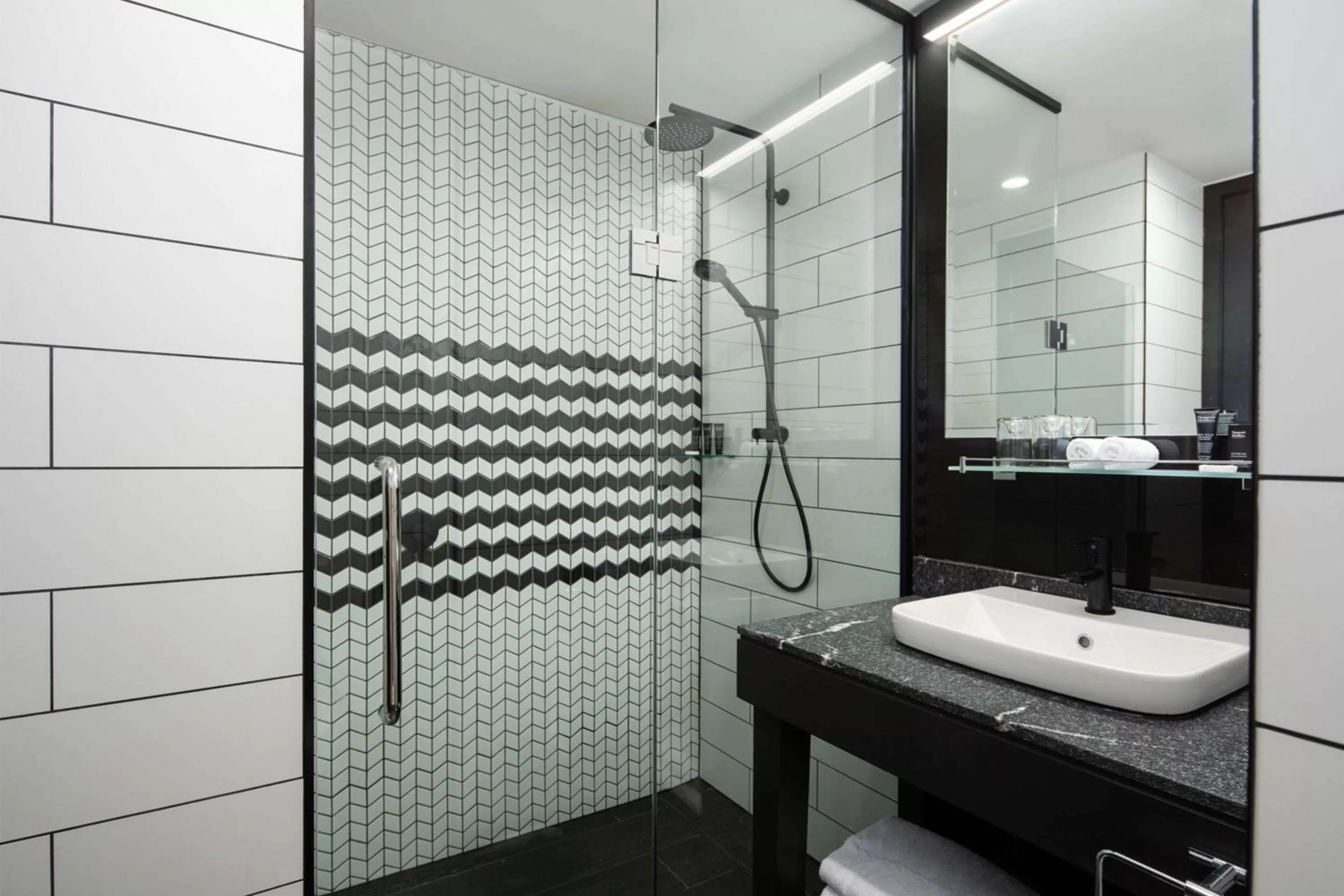 Standard King Room in Rydges Wellington Airport