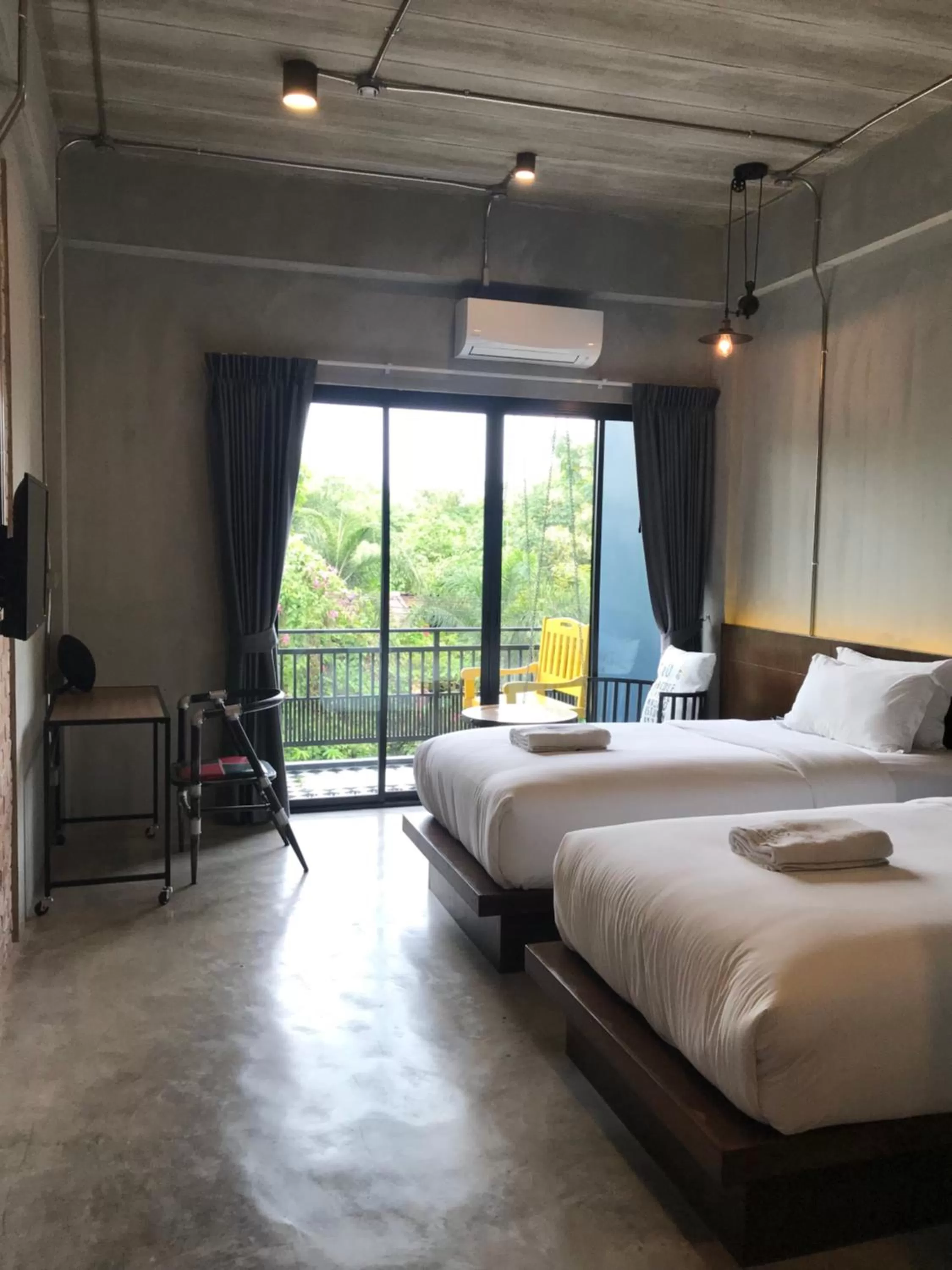 Deluxe Twin Room in Mosstel